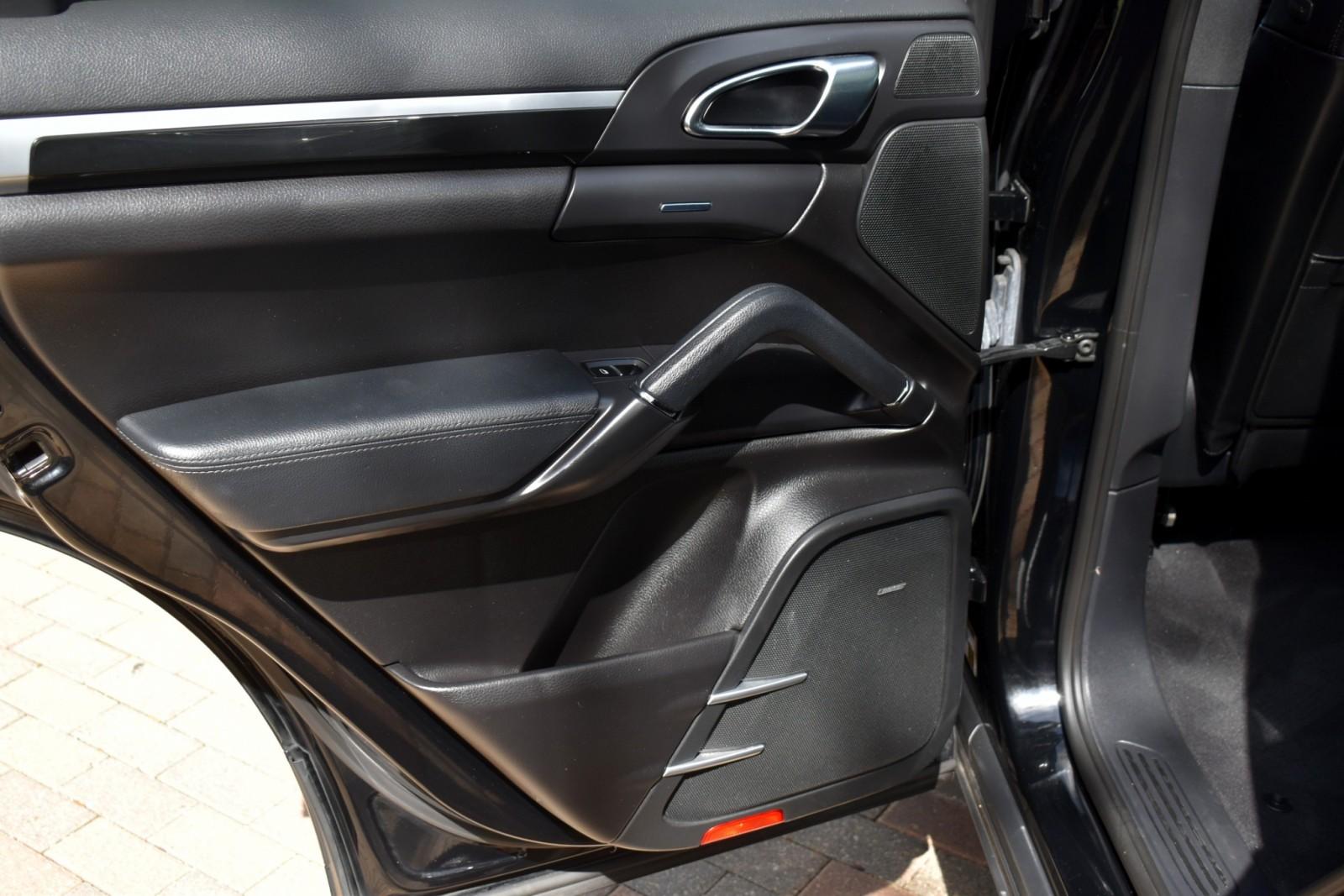 2013 Porsche Cayenne Diesel photo 32