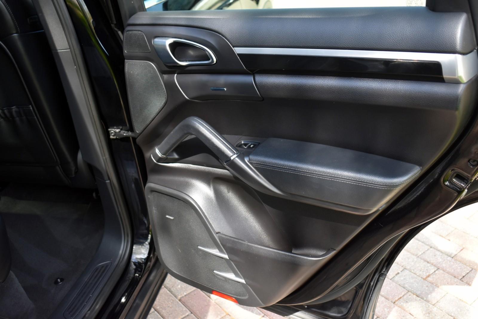 2013 Porsche Cayenne Diesel photo 37