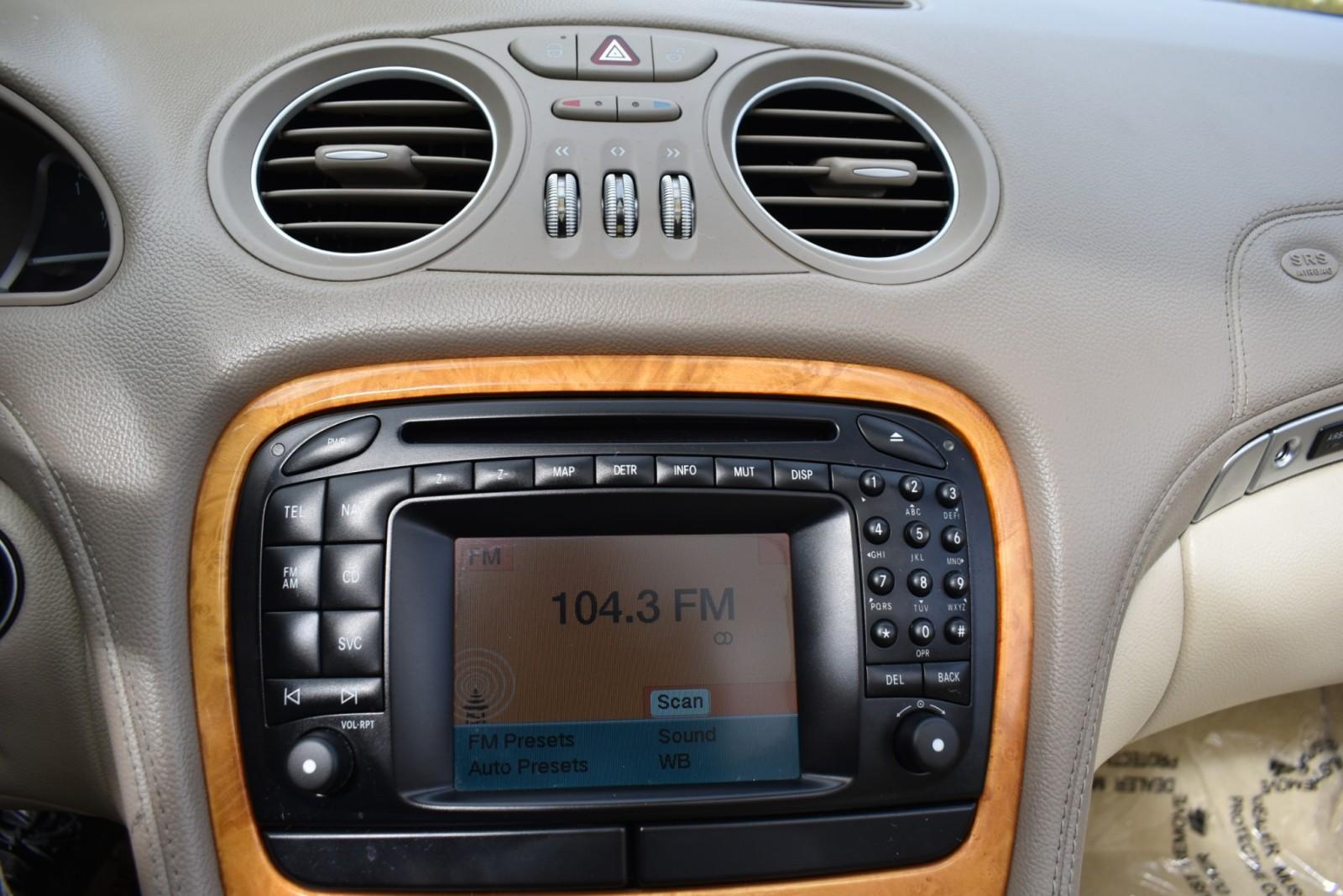 2003 Mercedes Benz SL 500 photo 28