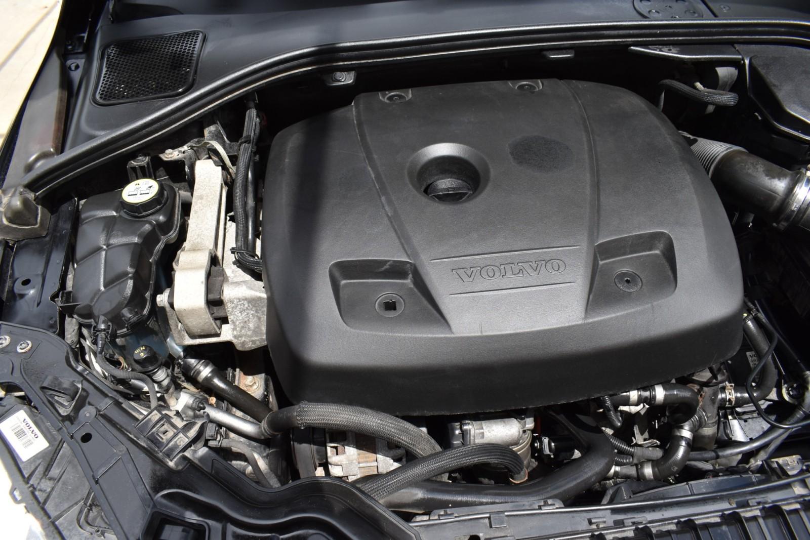 2016 Volvo V60 T5 Drive-E Premier photo 47