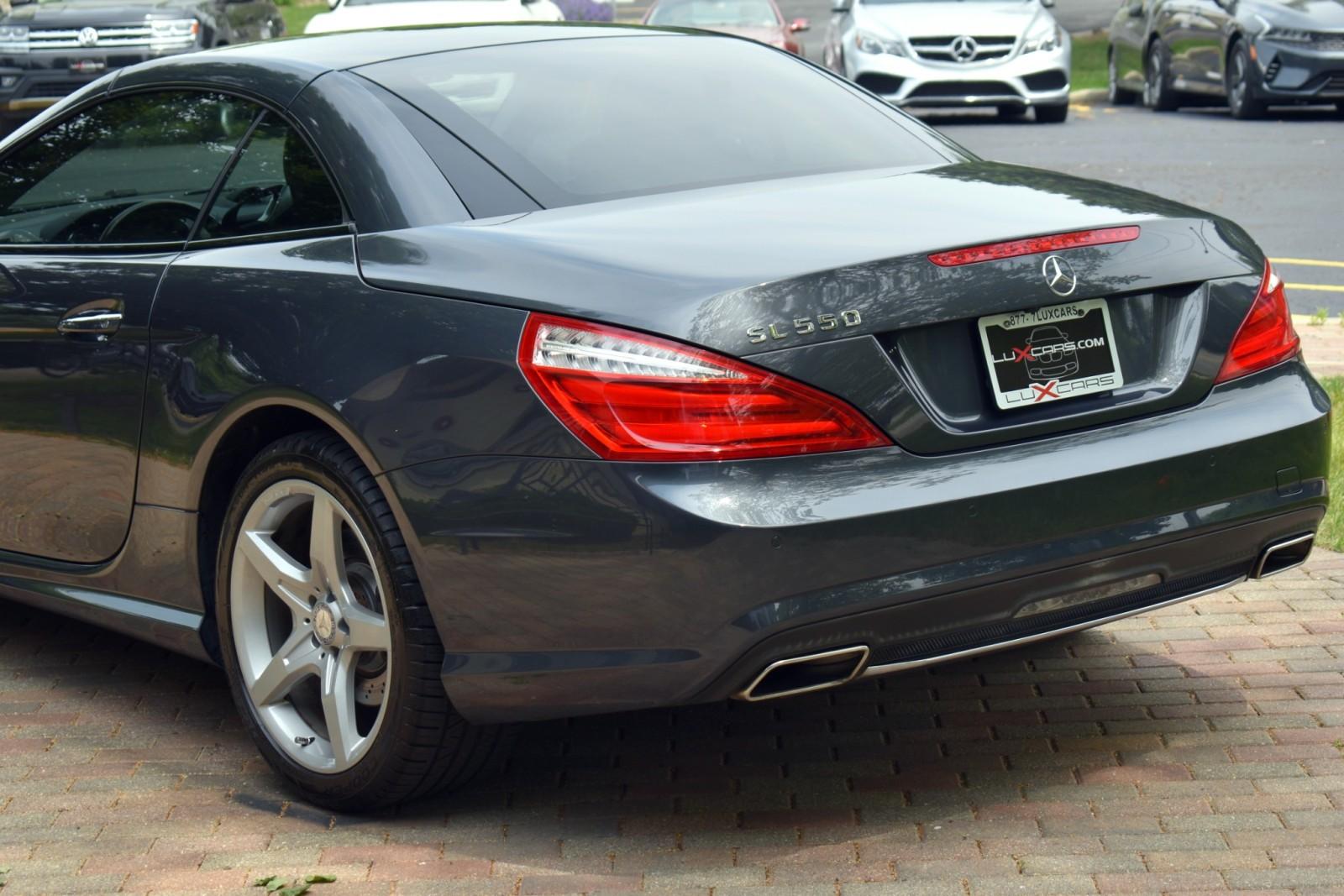 2014 Mercedes Benz SL 550 photo 11