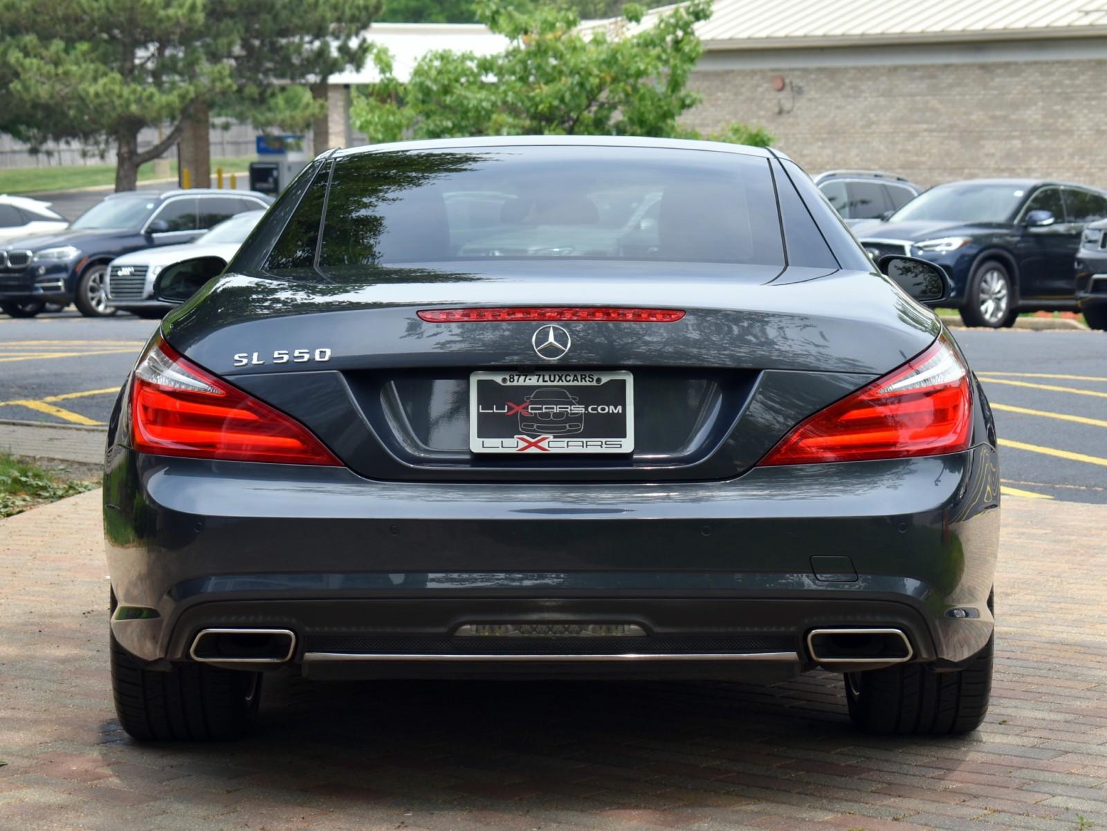 2014 Mercedes Benz SL 550 photo 12