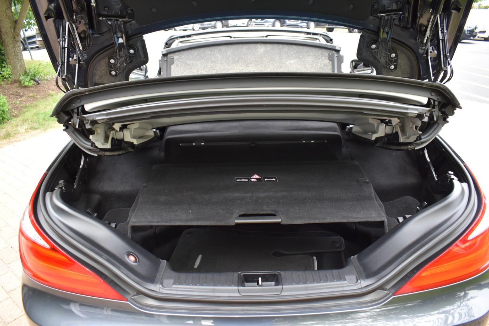 2014 Mercedes Benz SL 550 photo 46