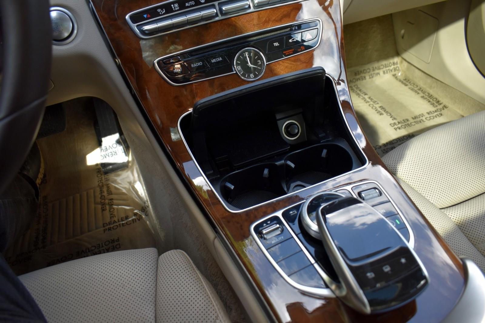 2015 Mercedes Benz C 300 photo 19