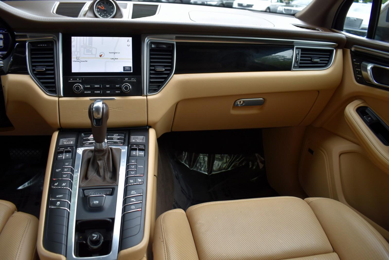 2017 Porsche Macan S - Photo 10