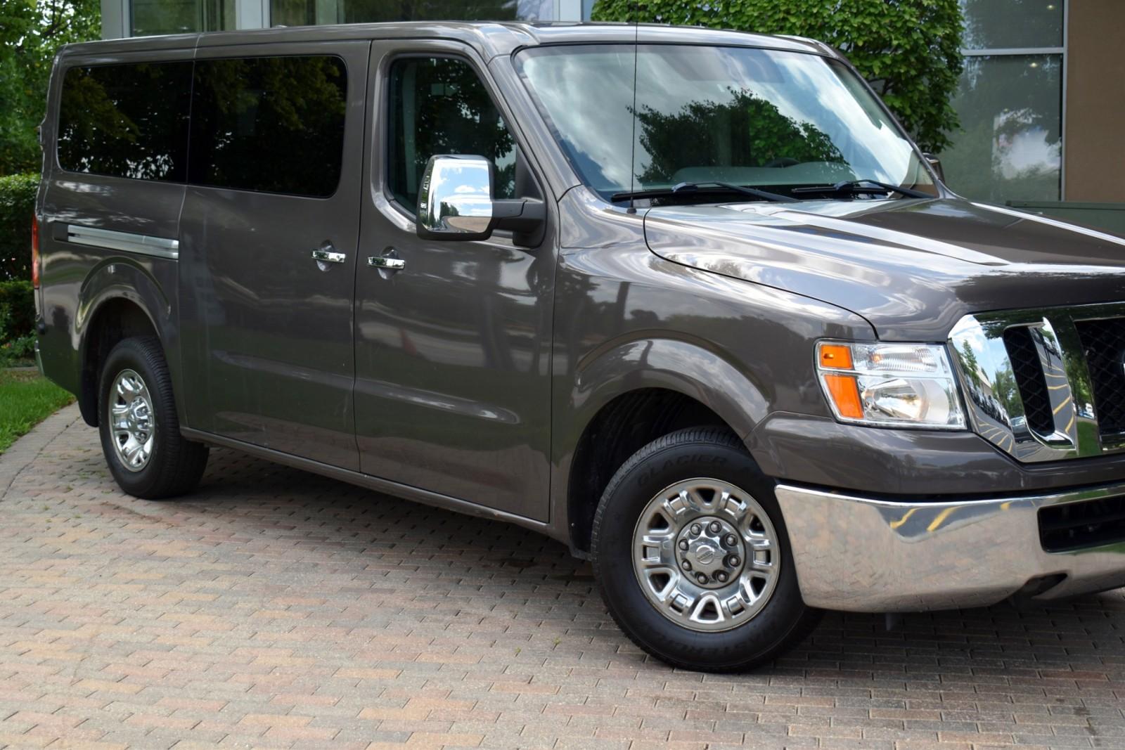 2016 Nissan NV3500 photo 3