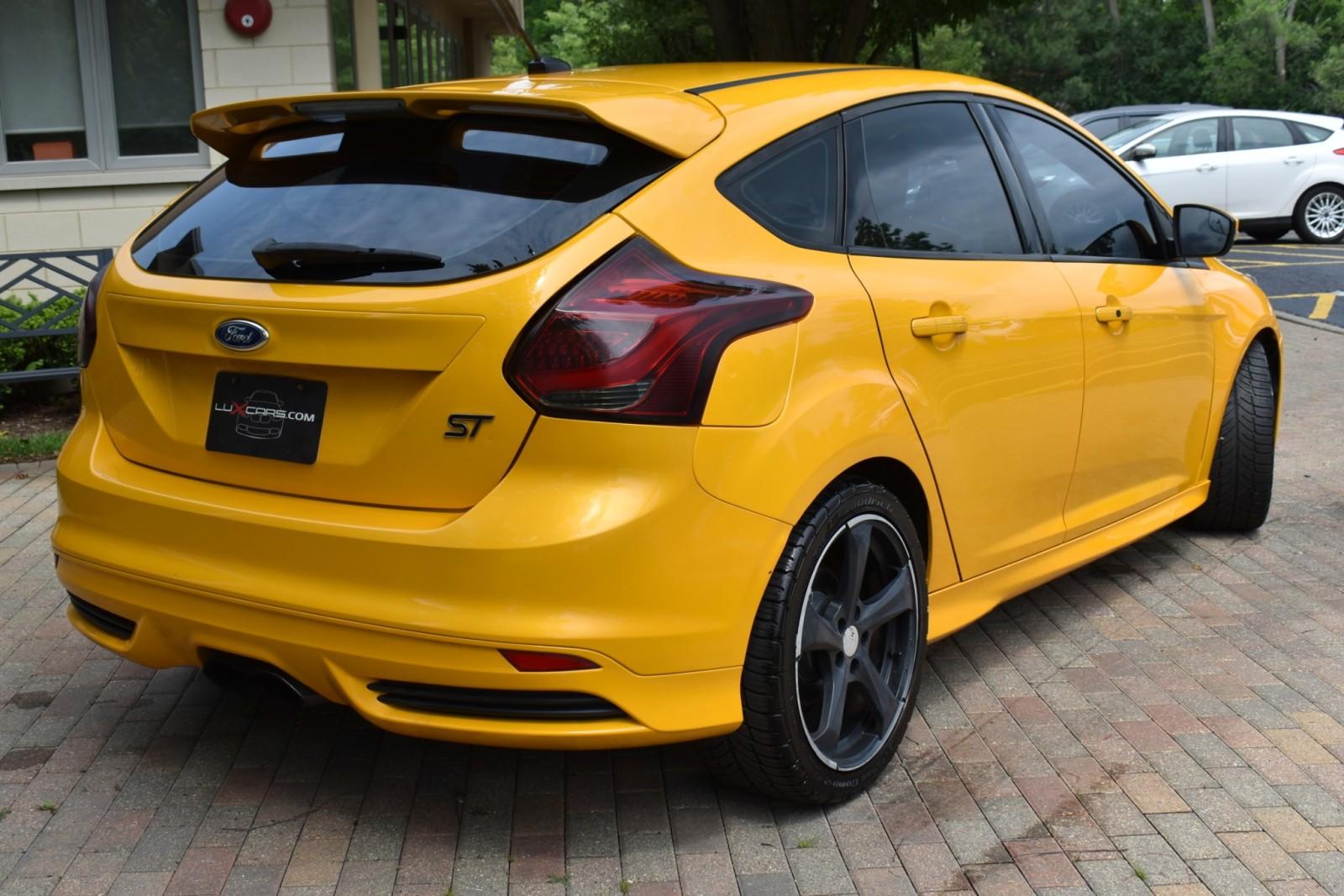2013 Ford Focus ST photo 12