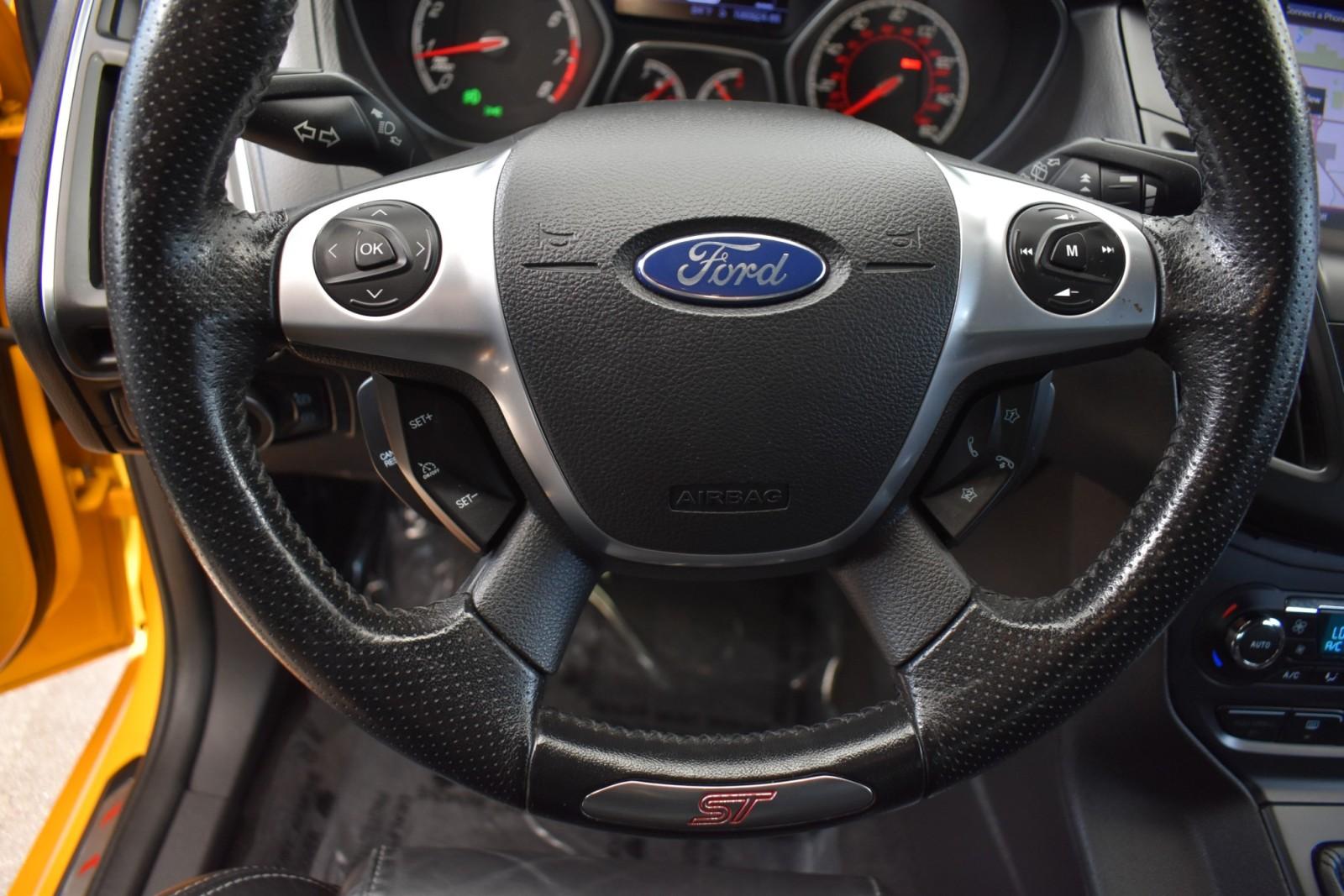 2013 Ford Focus ST photo 17