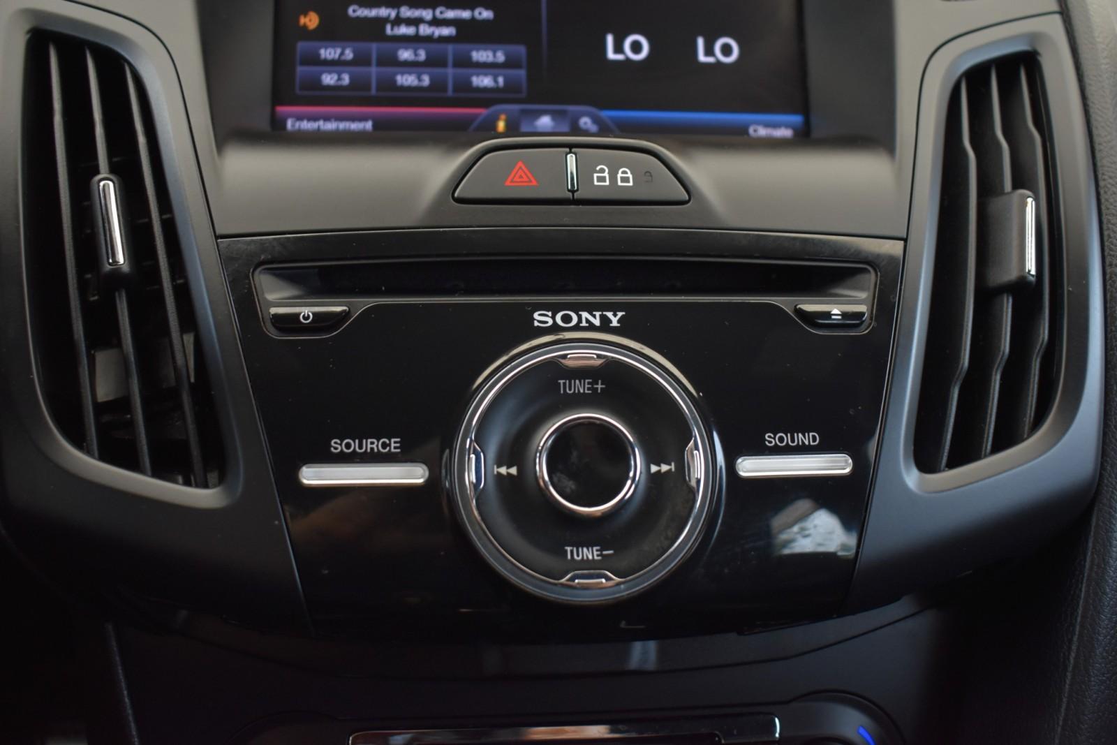 2013 Ford Focus ST photo 24