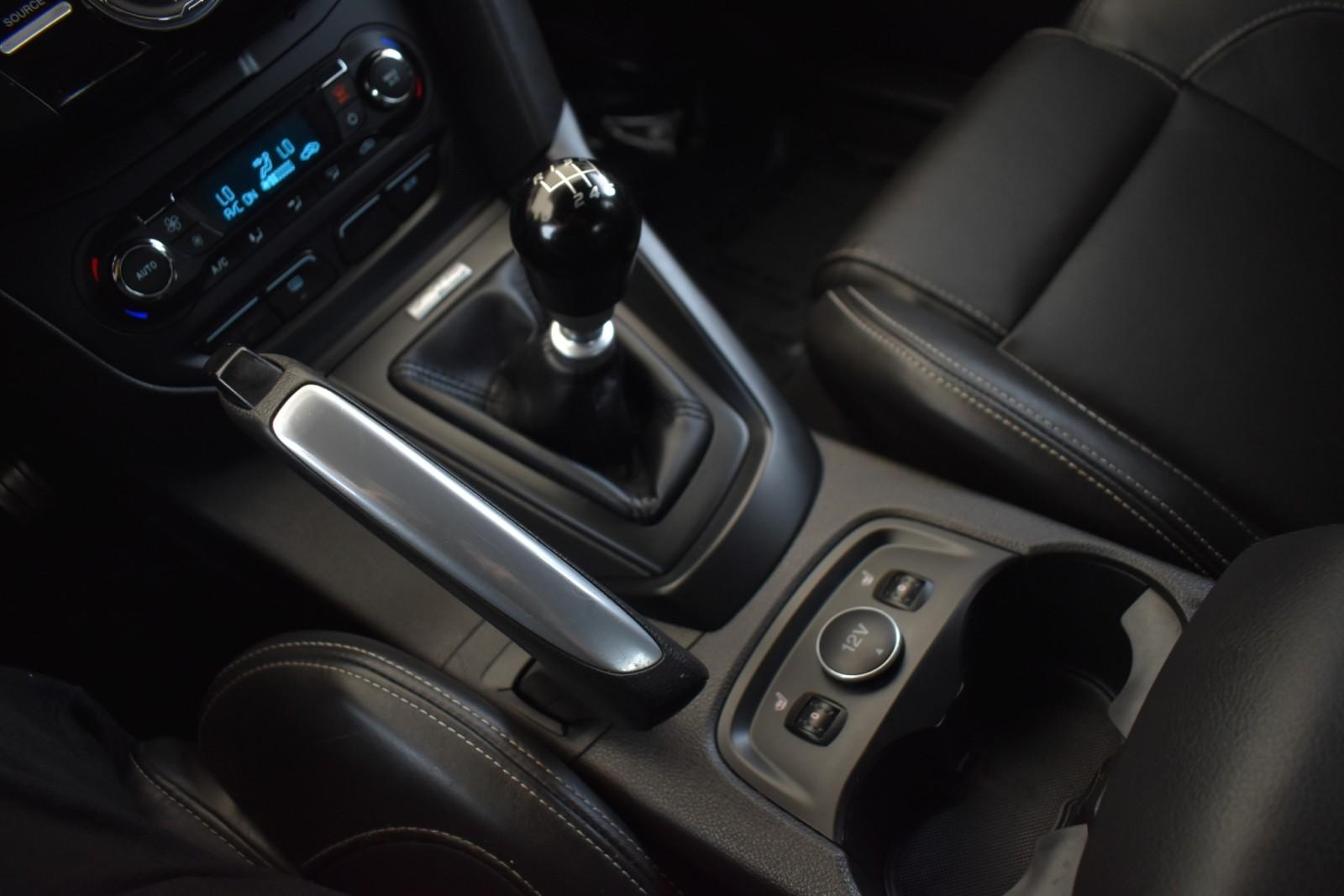 2013 Ford Focus ST photo 26