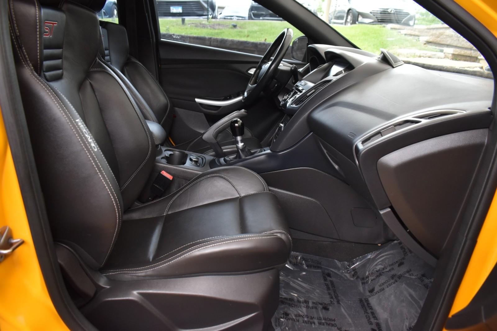 2013 Ford Focus ST photo 39