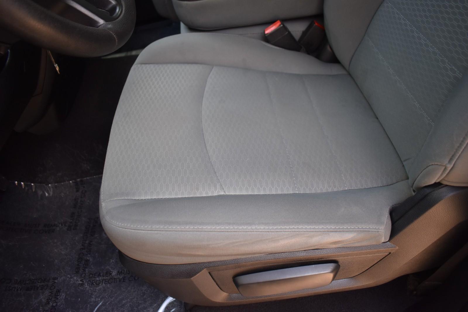 2015 Ram 1500 ST photo 22