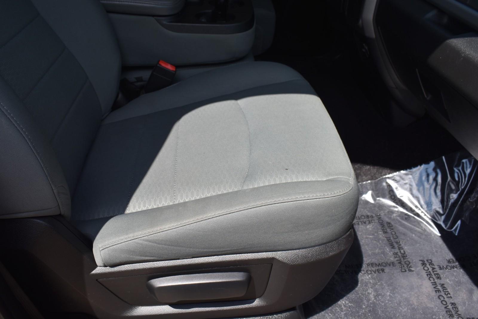 2015 Ram 1500 ST photo 34