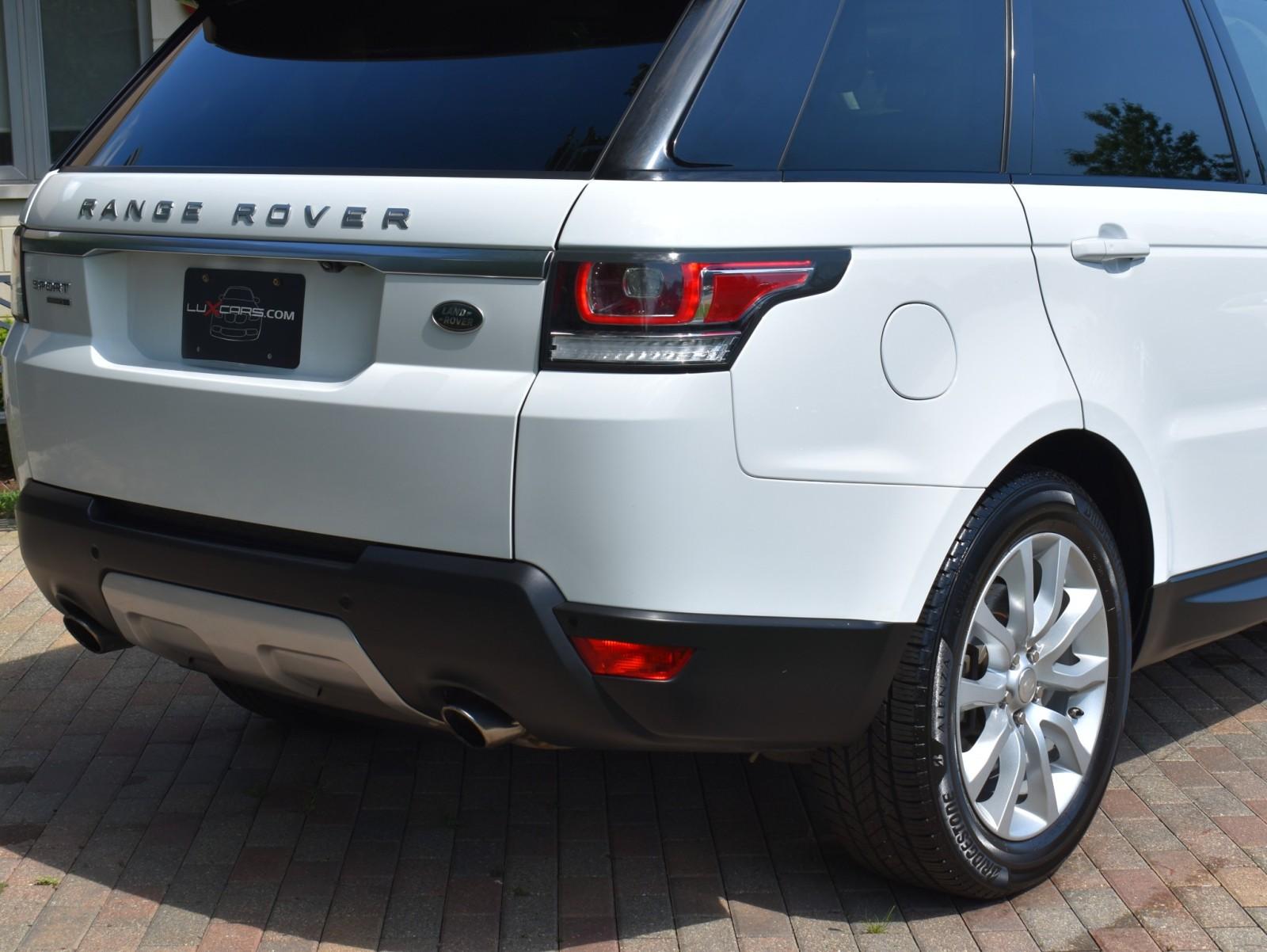 2015 Land Rover Range Rover Sport HSE photo 11