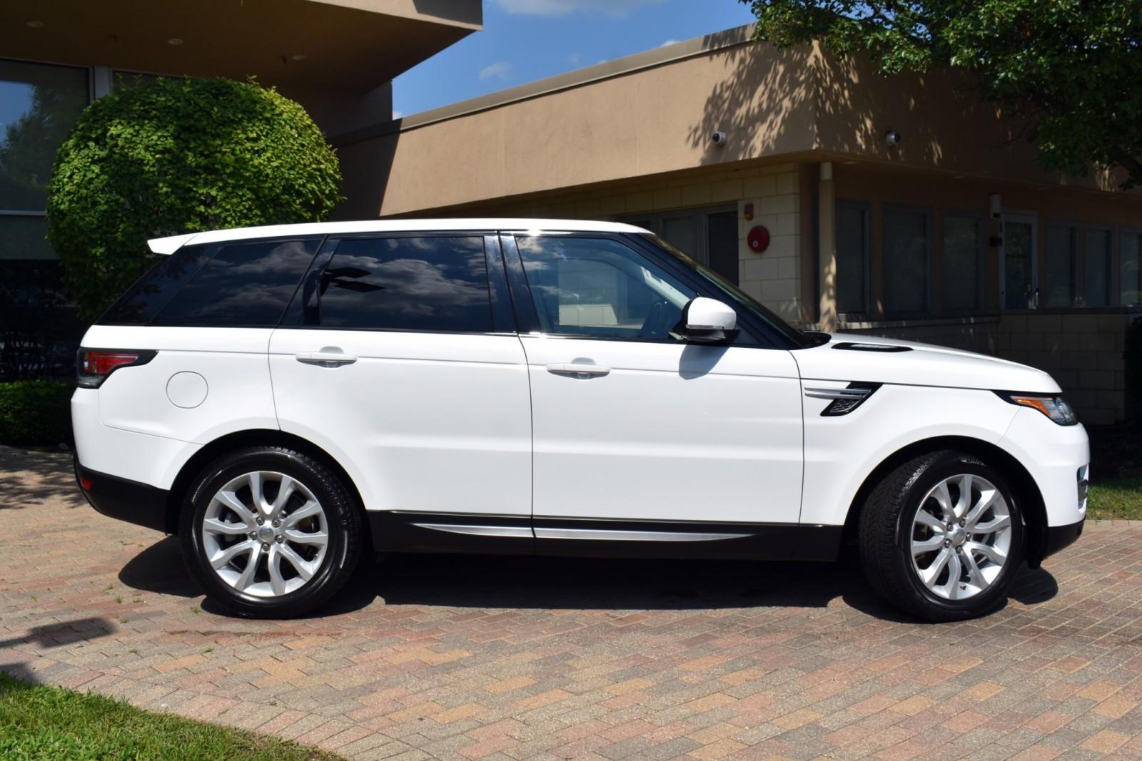 2015 Land Rover Range Rover Sport HSE photo 12