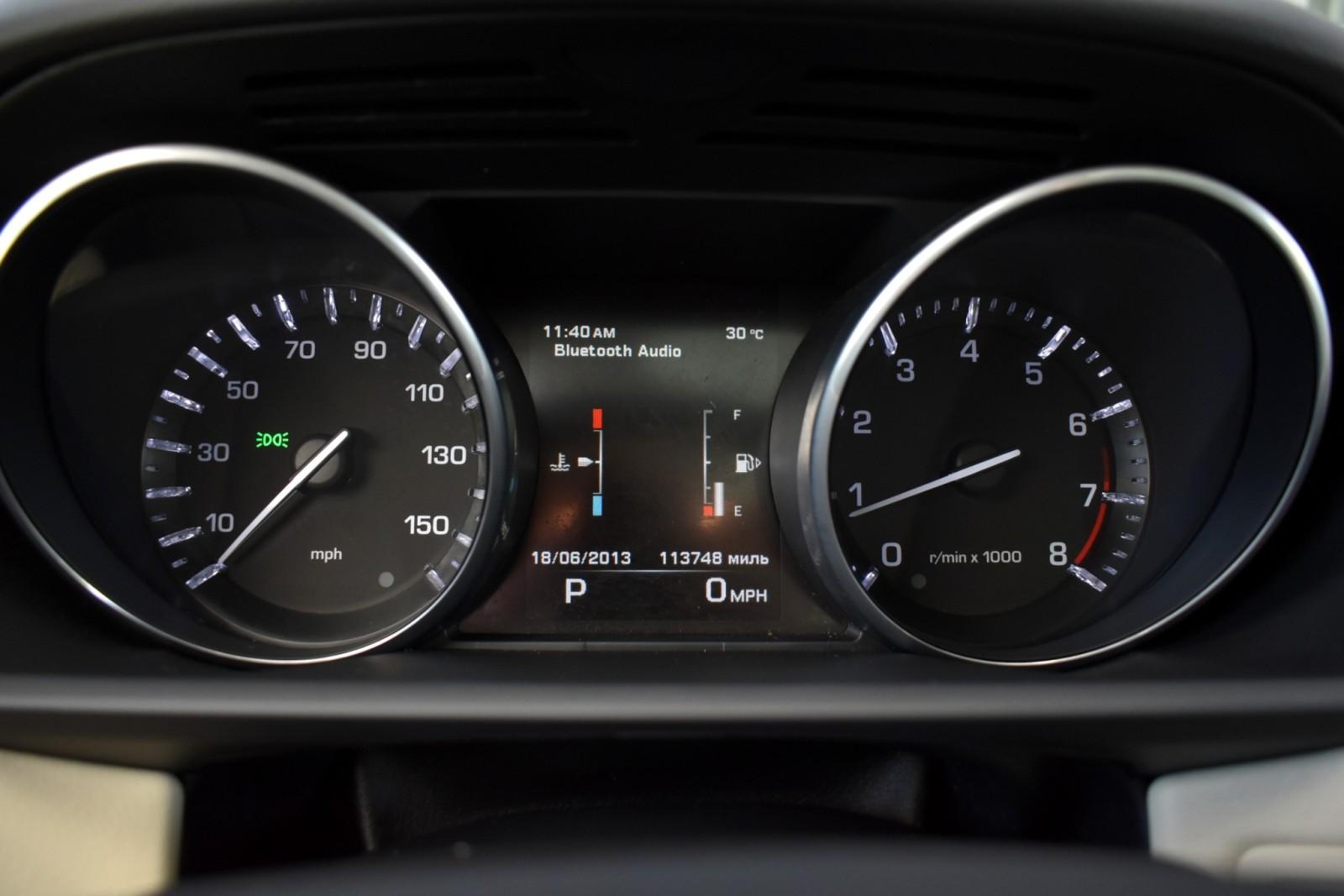 2015 Land Rover Range Rover Sport HSE photo 16