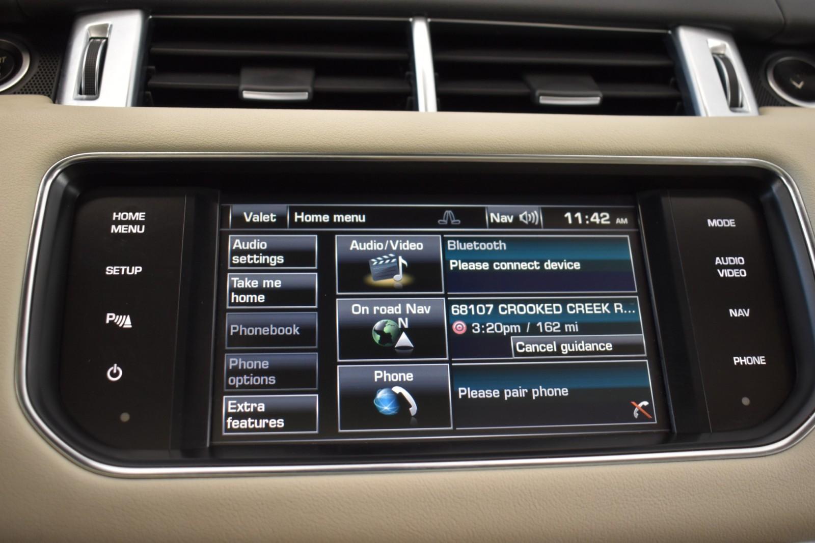 2015 Land Rover Range Rover Sport HSE photo 18