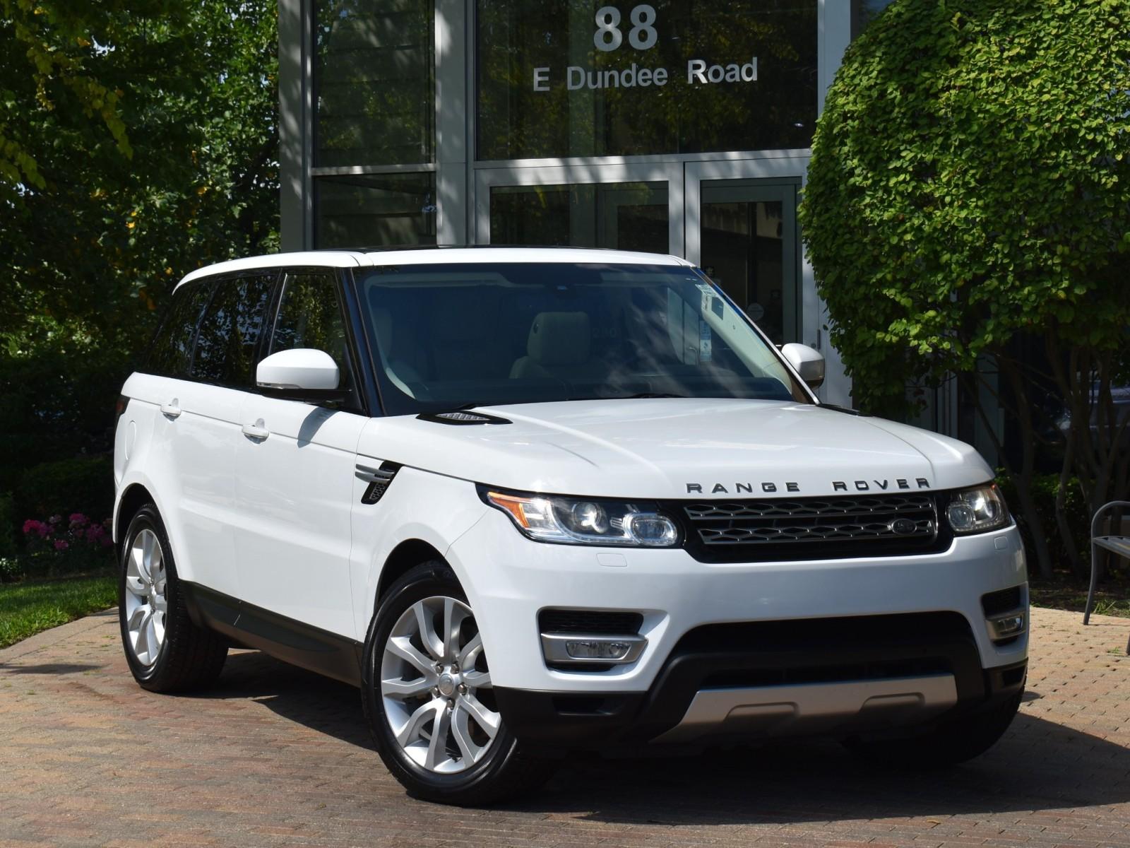 2015 Land Rover Range Rover Sport HSE photo 4