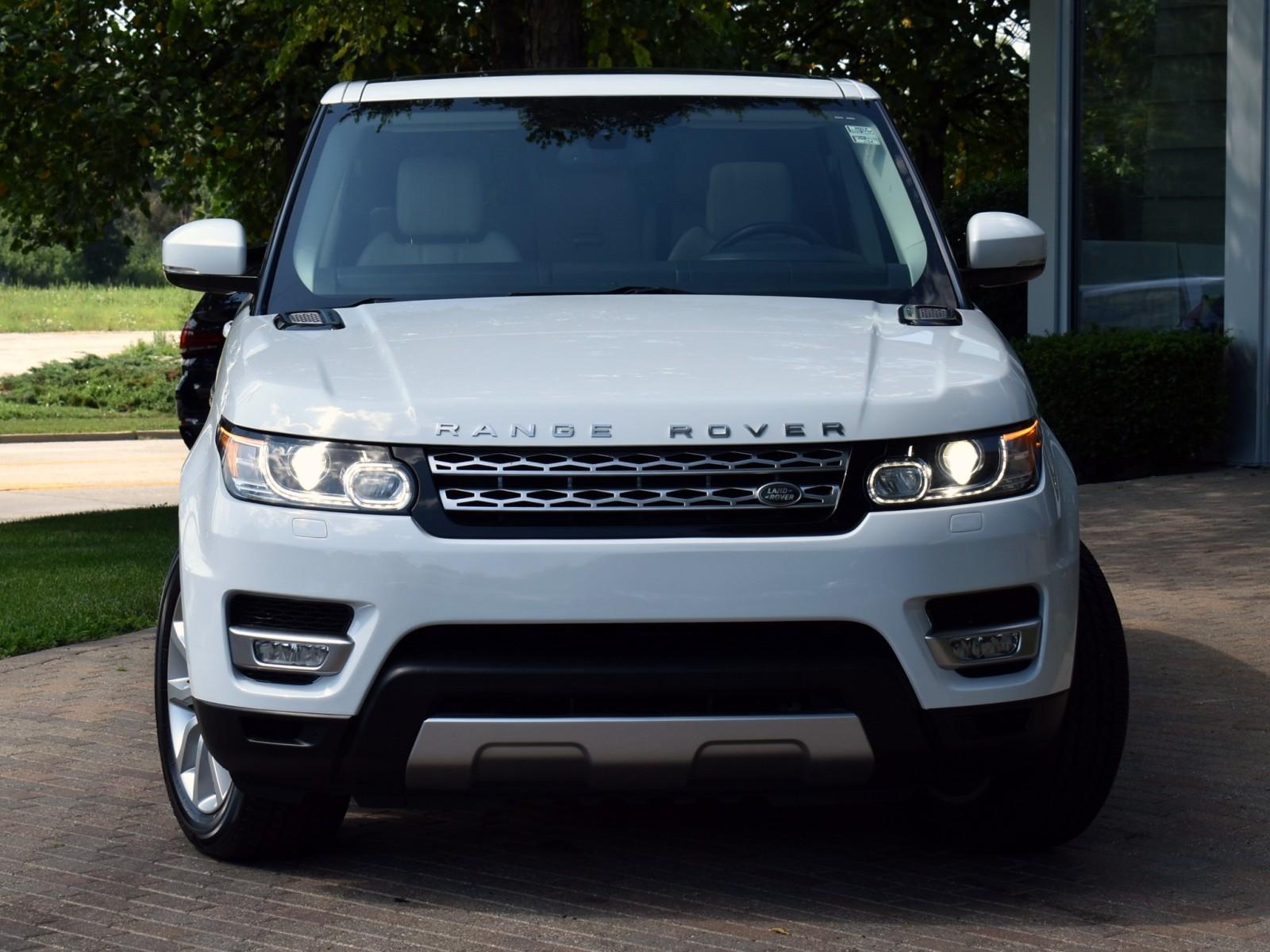 2015 Land Rover Range Rover Sport HSE photo 5