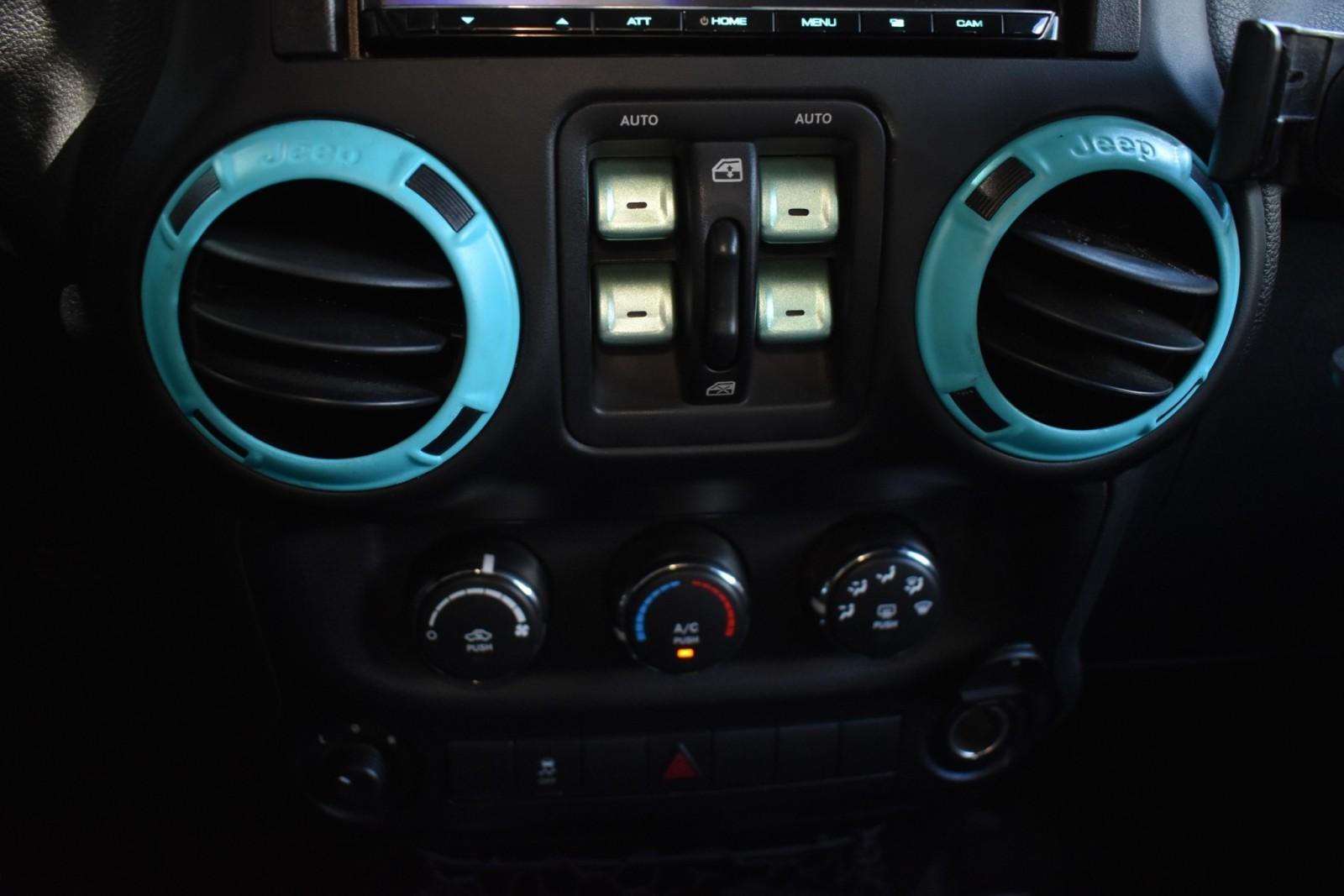 2015 Jeep Wrangler Sport photo 22