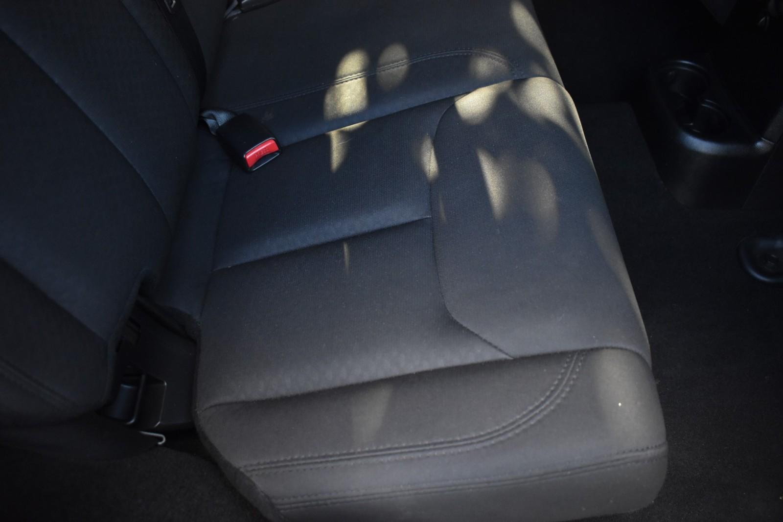 2015 Jeep Wrangler Sport photo 29