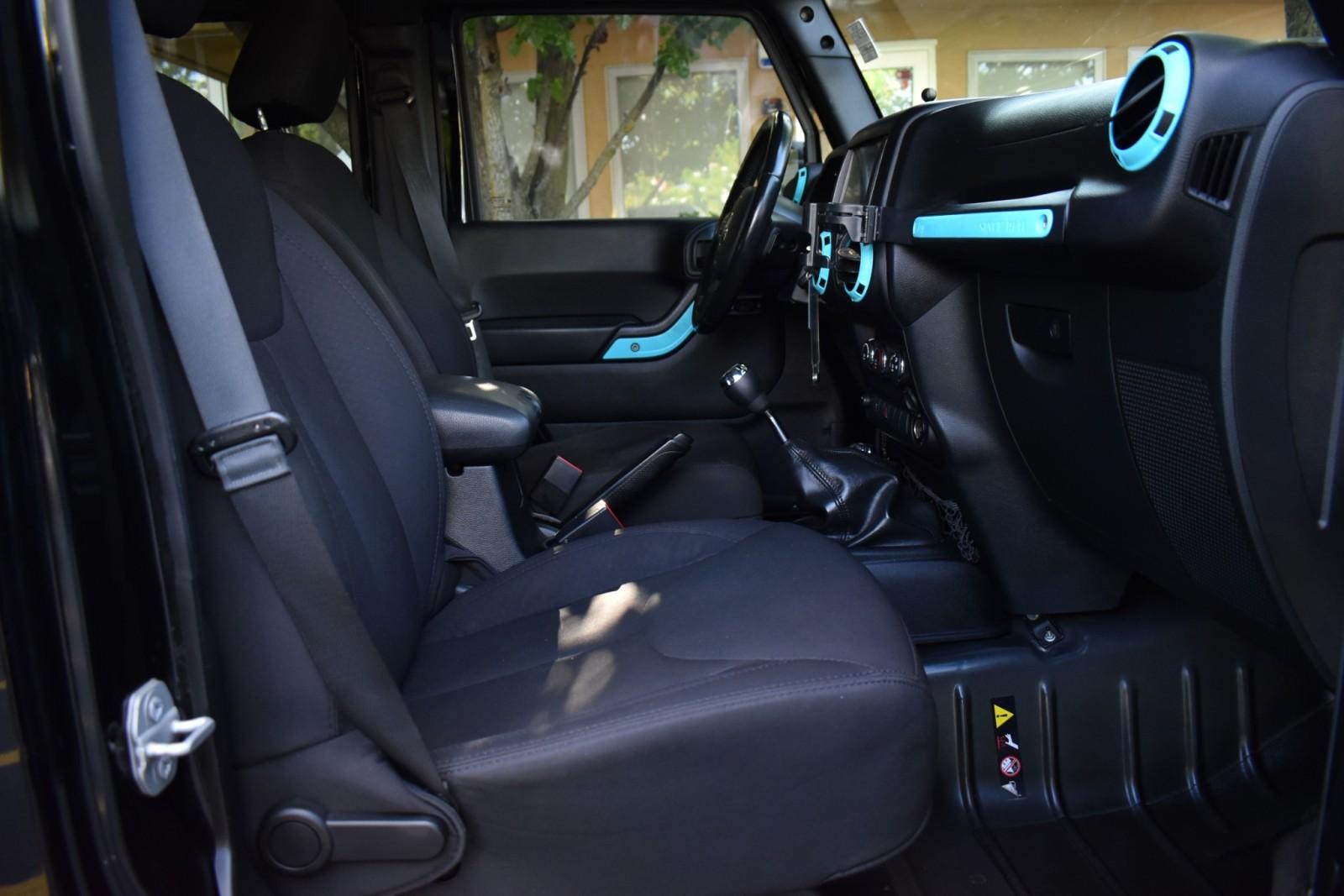 2015 Jeep Wrangler Sport photo 32