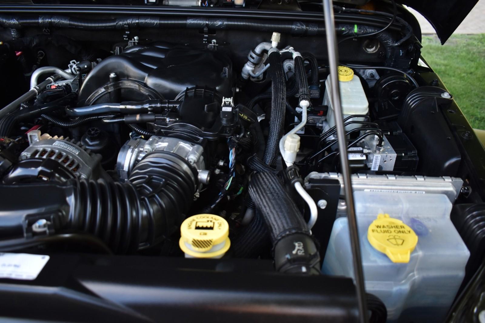 2015 Jeep Wrangler Sport photo 35