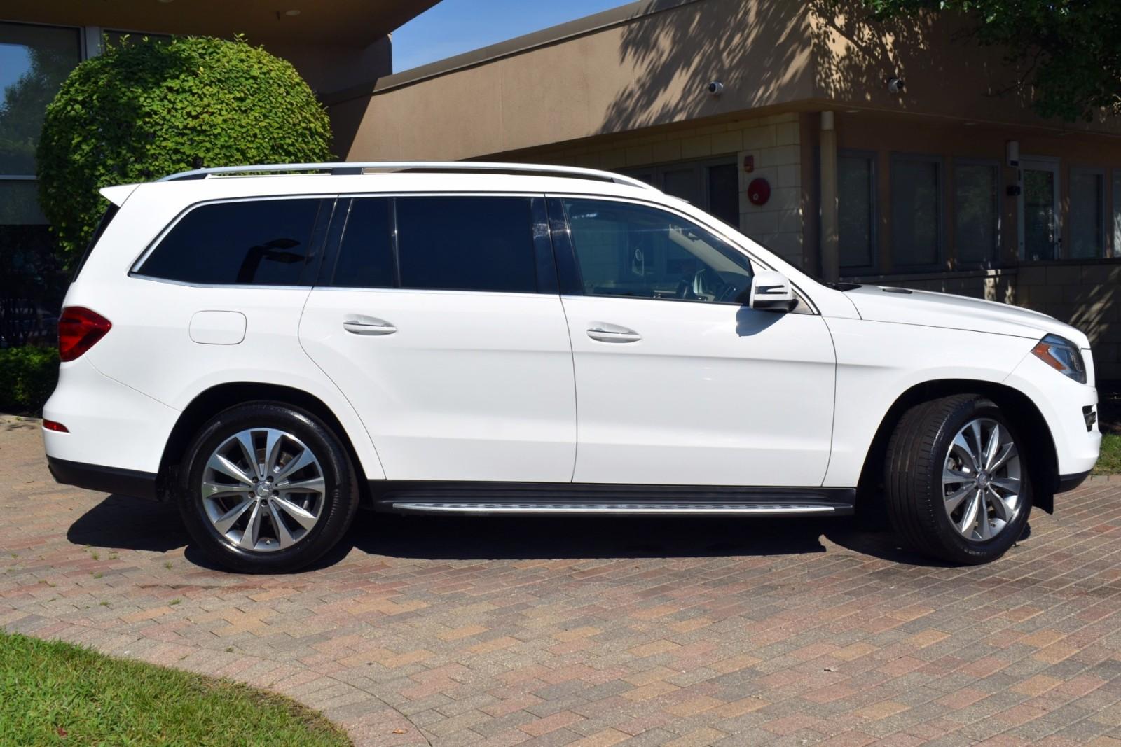 2016 Mercedes Benz GL 450 photo 14