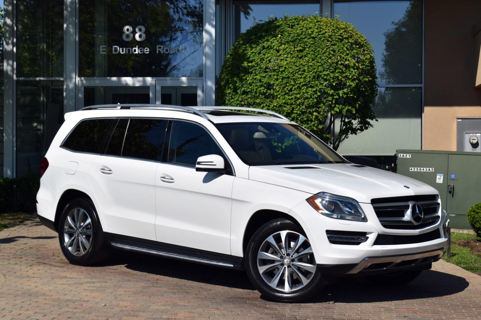 2016 Mercedes Benz GL 450 photo 2