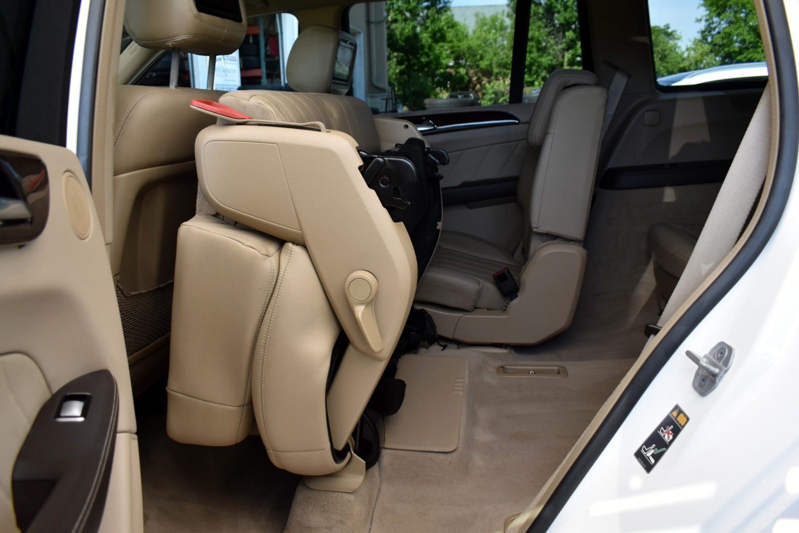 2016 Mercedes Benz GL 450 photo 37