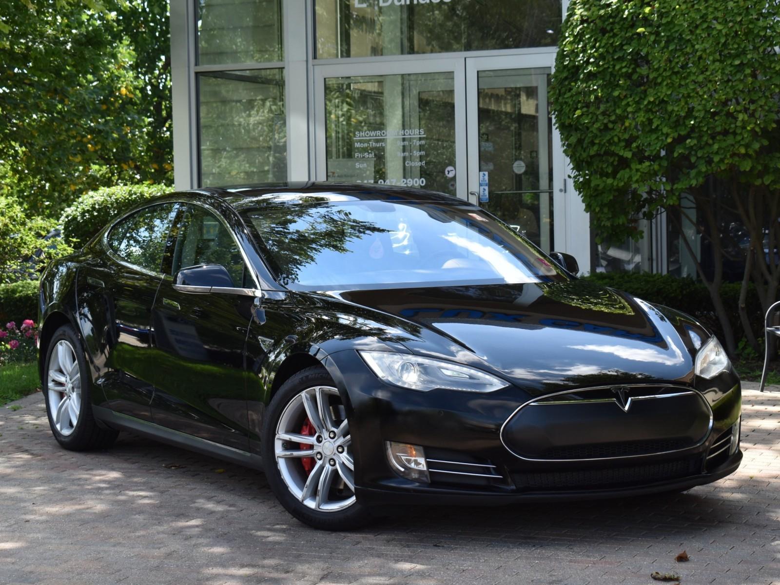 Used 2014 Tesla Model S P85 For Sale (Sold) | Lux Cars Chicago