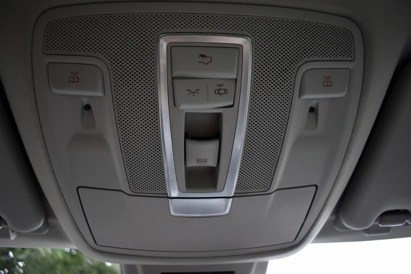 2015 Mercedes Benz ML 350 photo 24