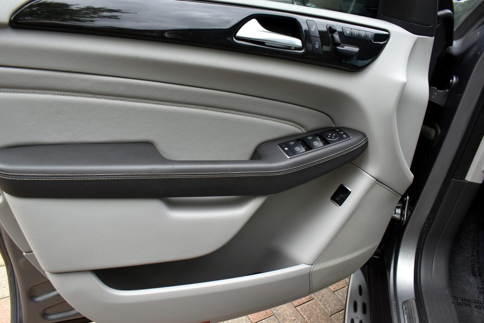 2015 Mercedes Benz ML 350 photo 27