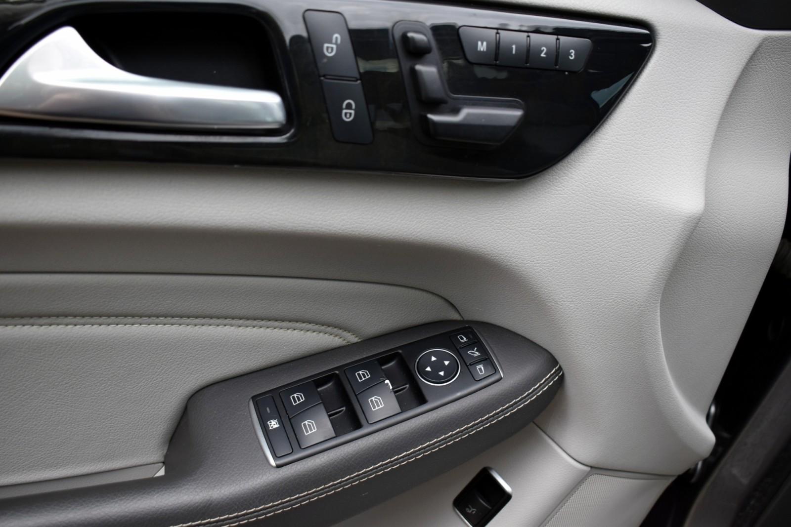 2015 Mercedes Benz ML 350 photo 28