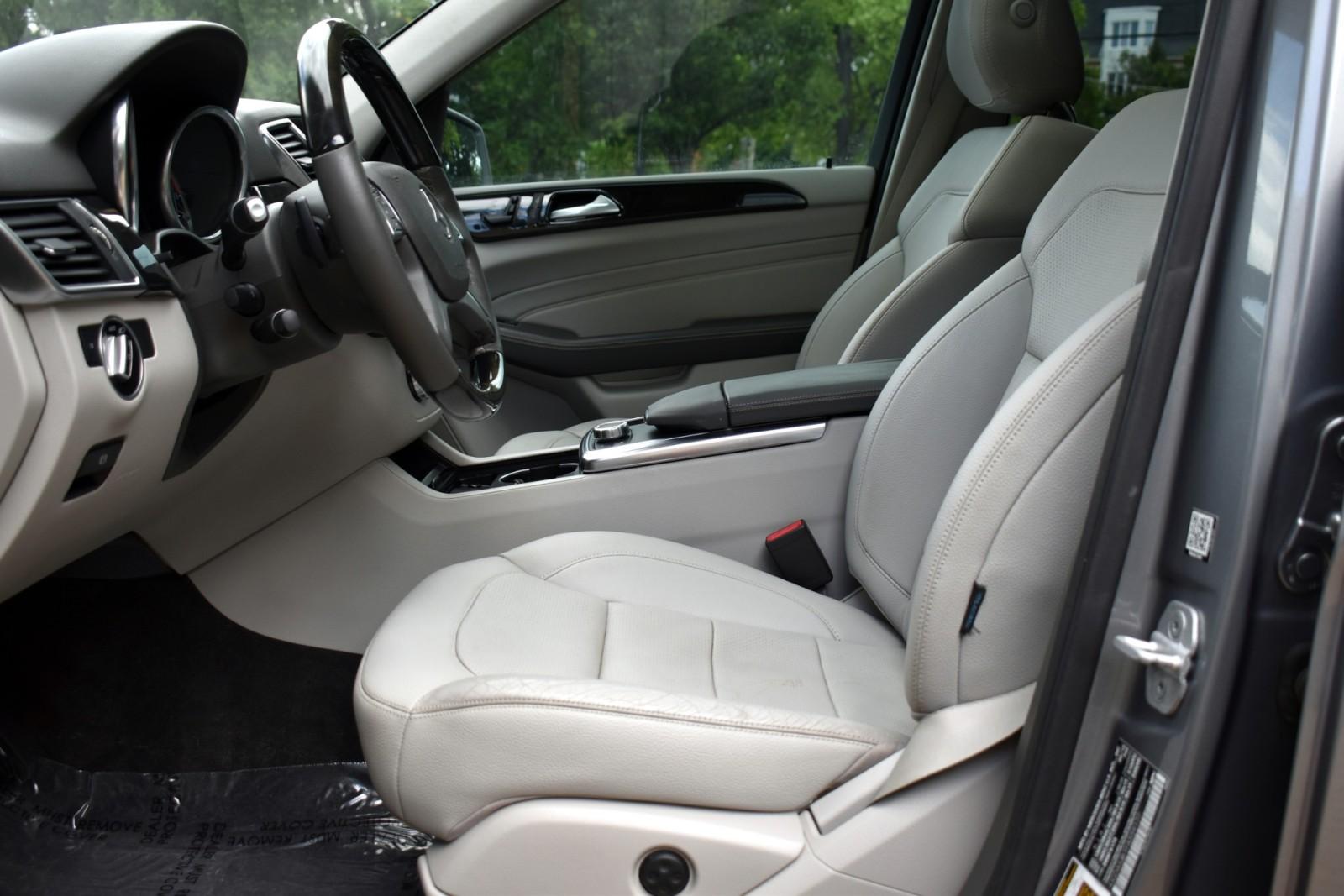 2015 Mercedes Benz ML 350 photo 29