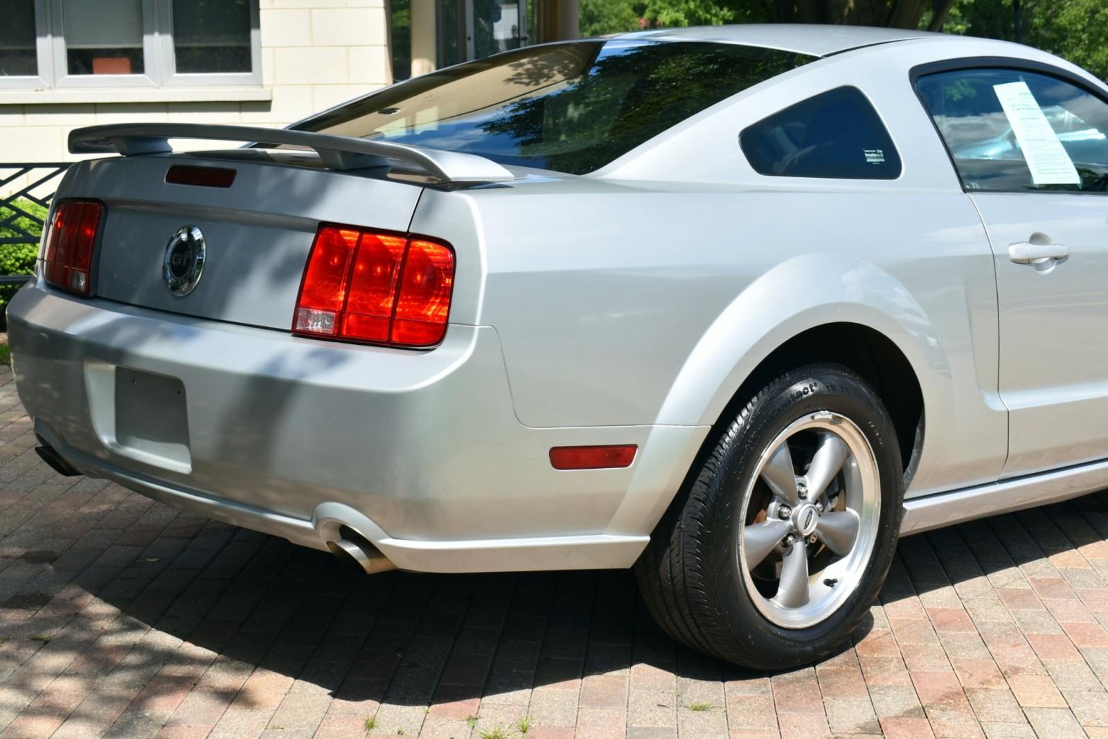 Used 2006 Ford Mustang GT Premium V8 5-Speed Manual For Sale (Sold