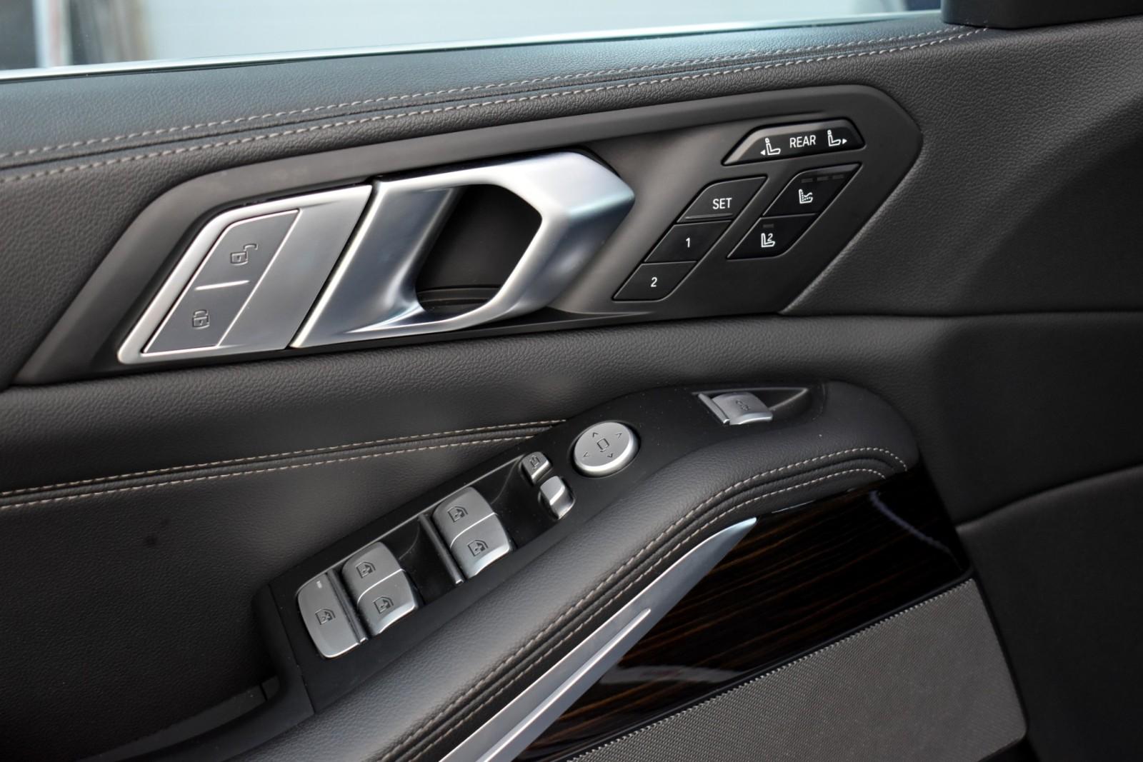 2019 BMW X7 40i - Photo 24