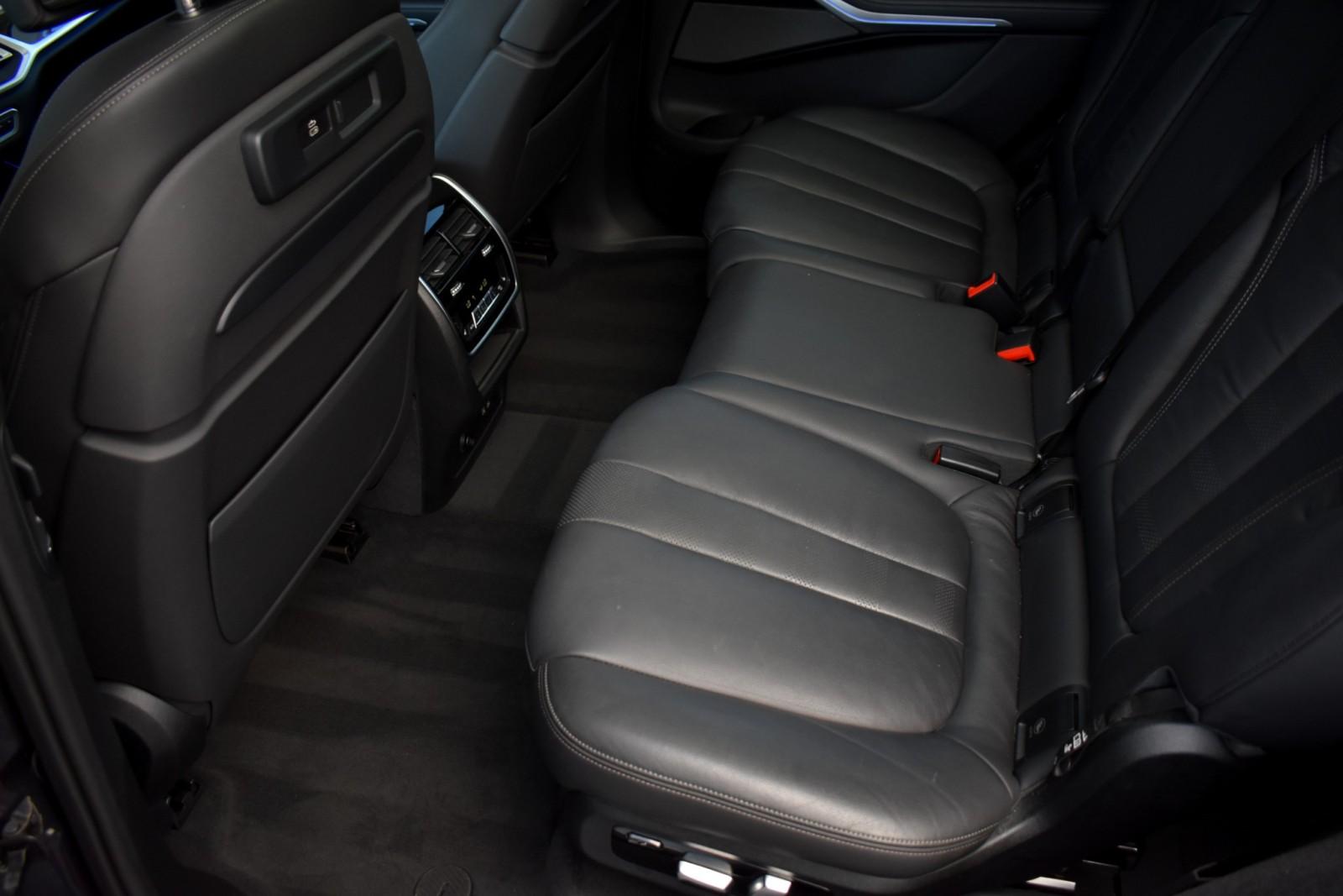 2019 BMW X7 40i - Photo 32