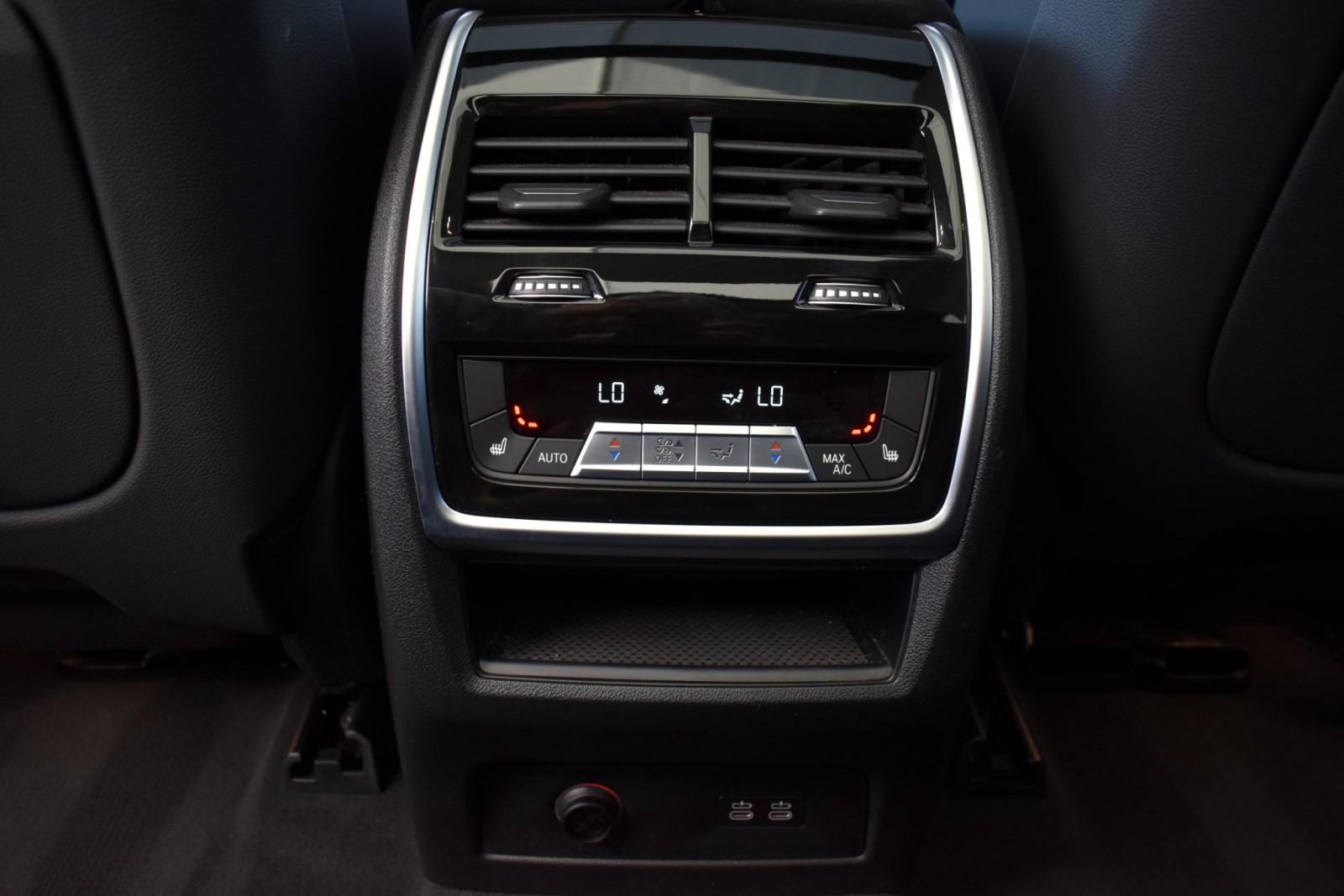 2019 BMW X7 40i - Photo 35