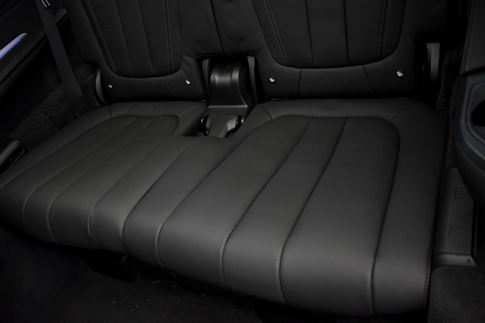 2019 BMW X7 40i - Photo 38