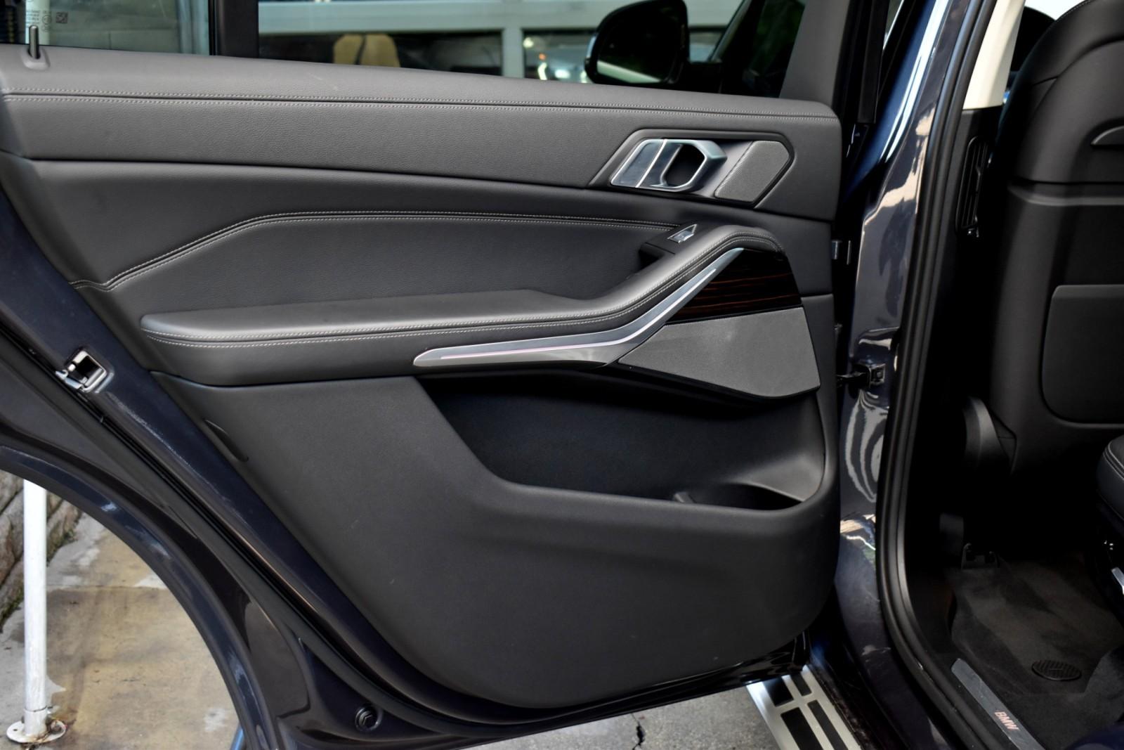 2019 BMW X7 40i - Photo 39