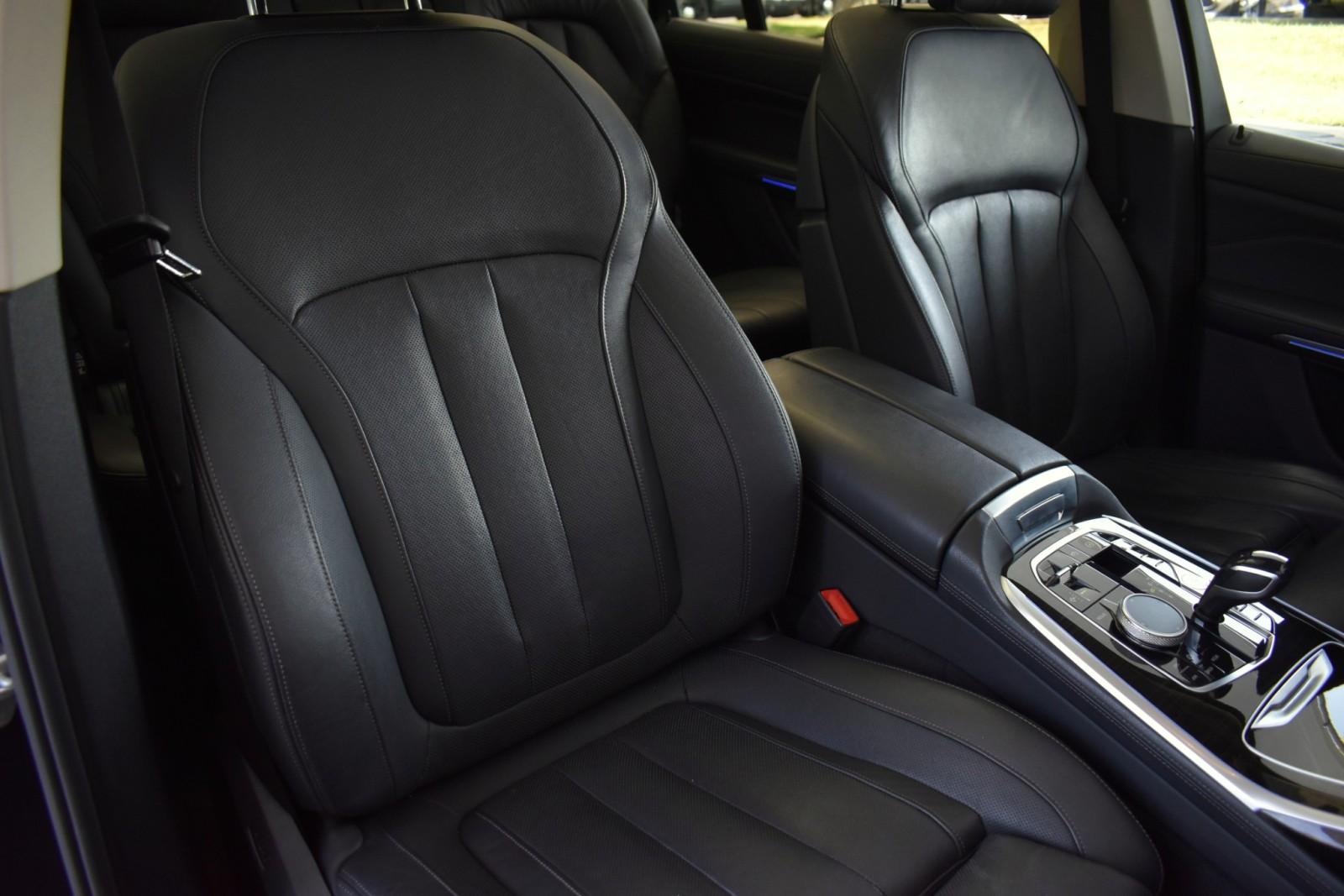 2019 BMW X7 40i - Photo 40