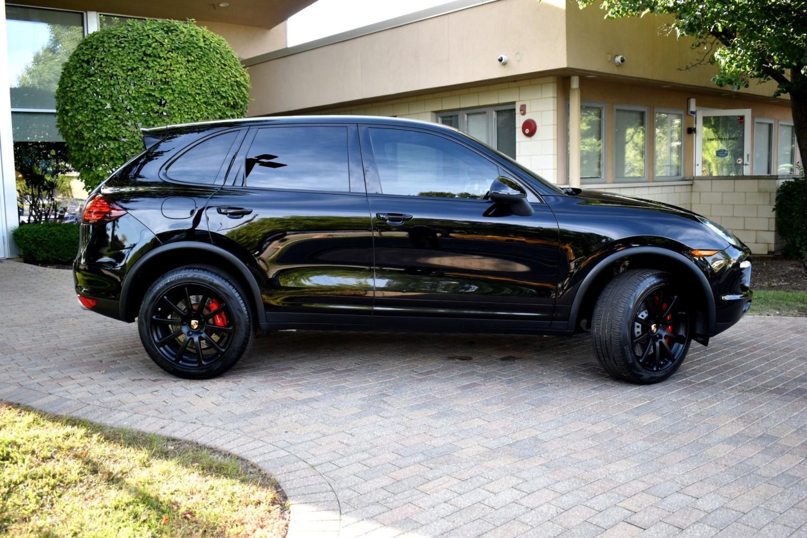 2014 Porsche Cayenne Turbo photo 11