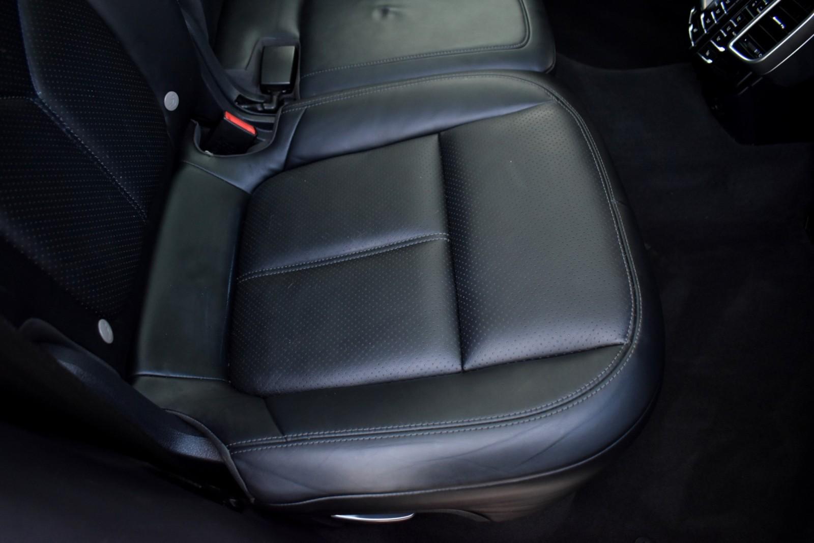 2014 Porsche Cayenne Turbo photo 36