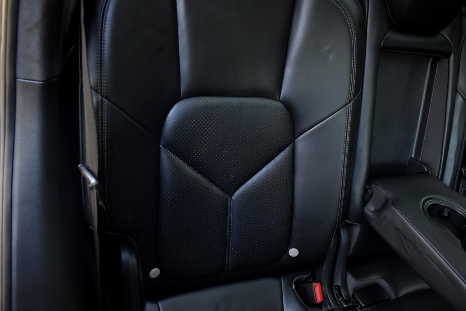 2014 Porsche Cayenne Turbo photo 37
