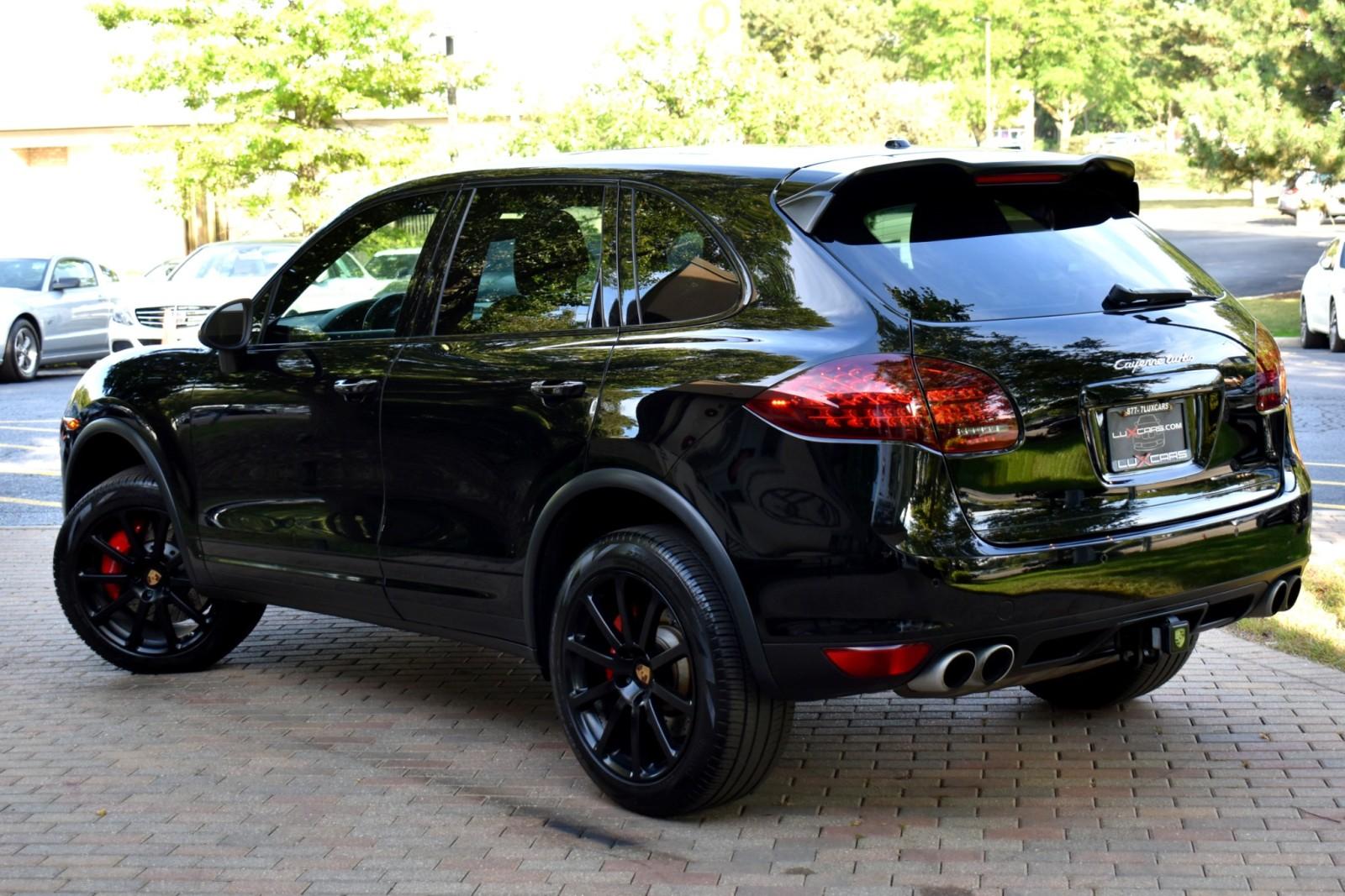 2014 Porsche Cayenne Turbo photo 6