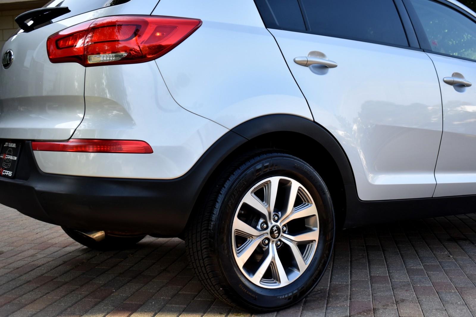 2016 Kia Sportage LX photo 11