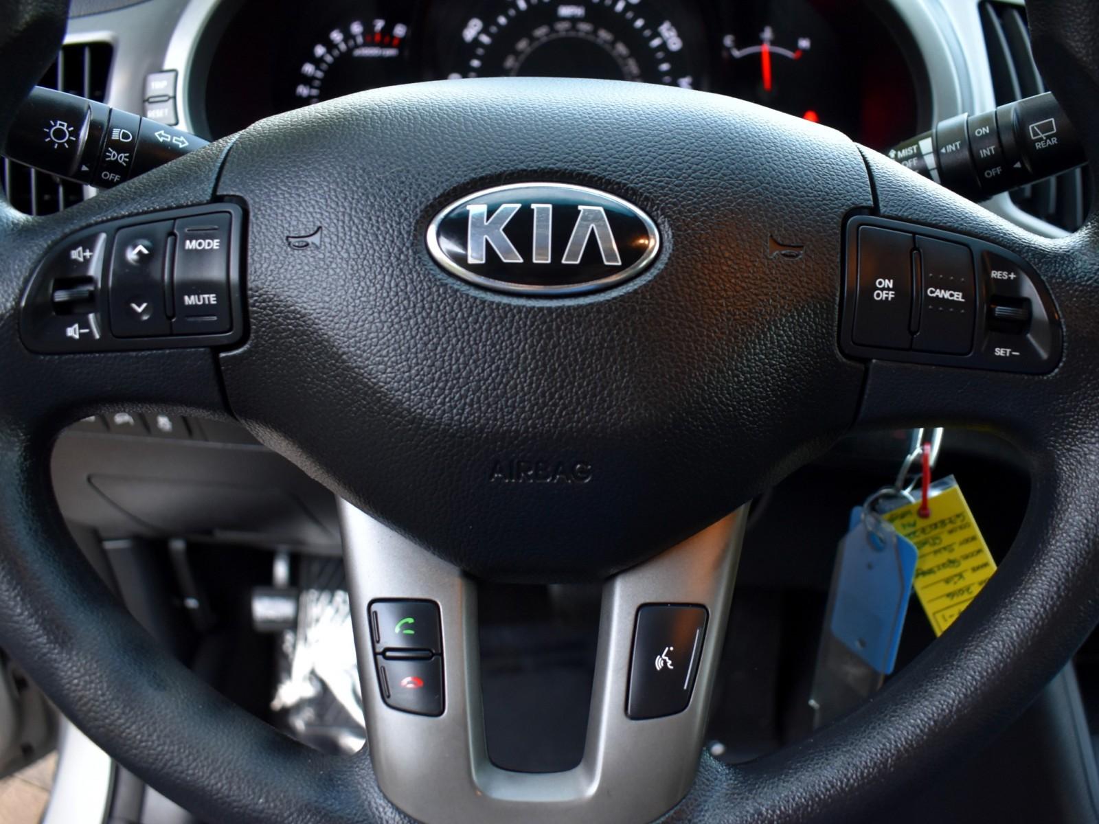 2016 Kia Sportage LX photo 17