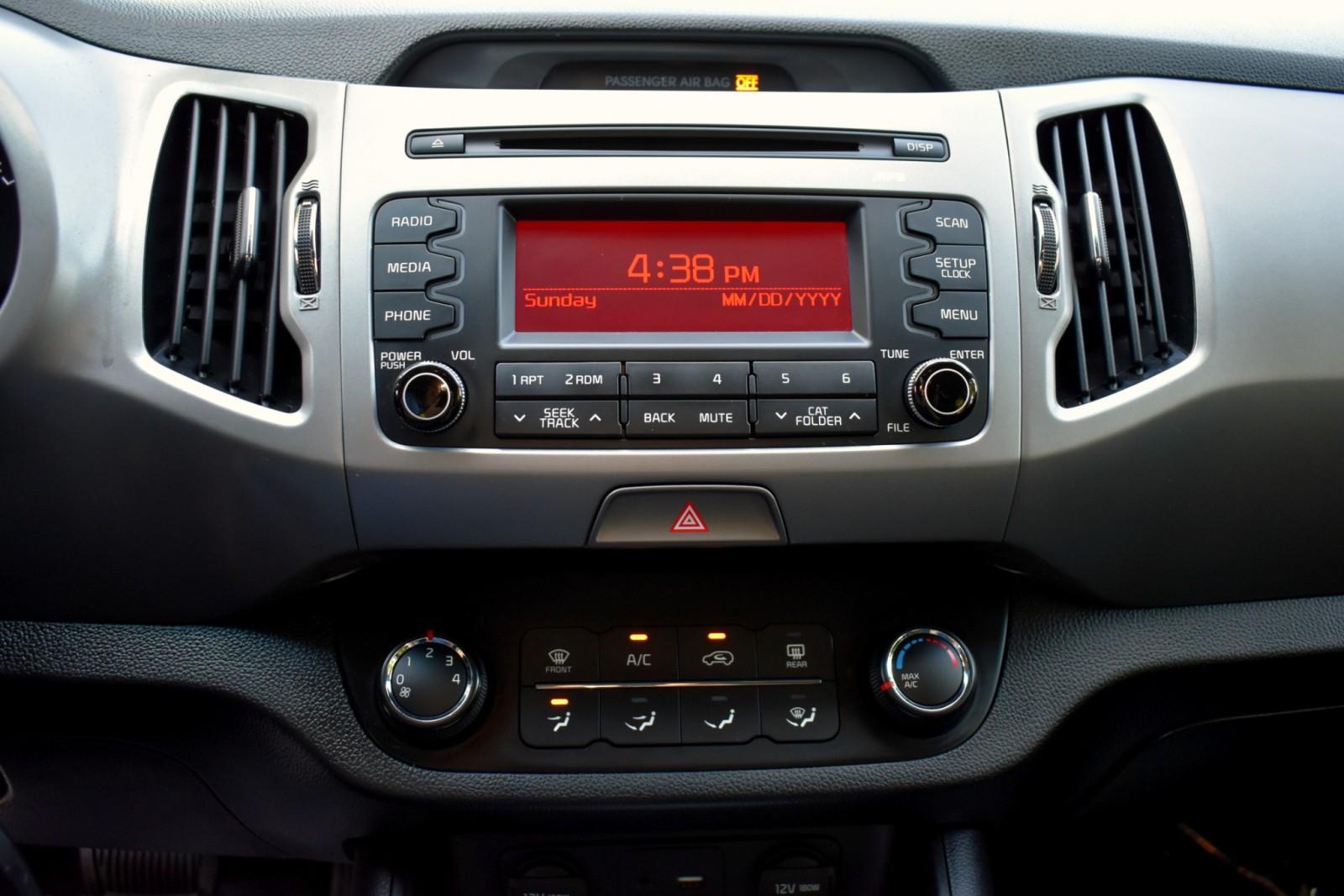 2016 Kia Sportage LX photo 18
