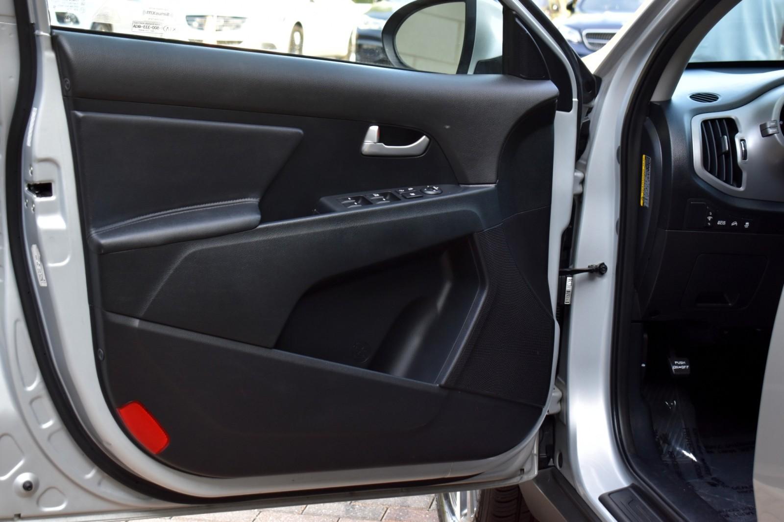 2016 Kia Sportage LX photo 25